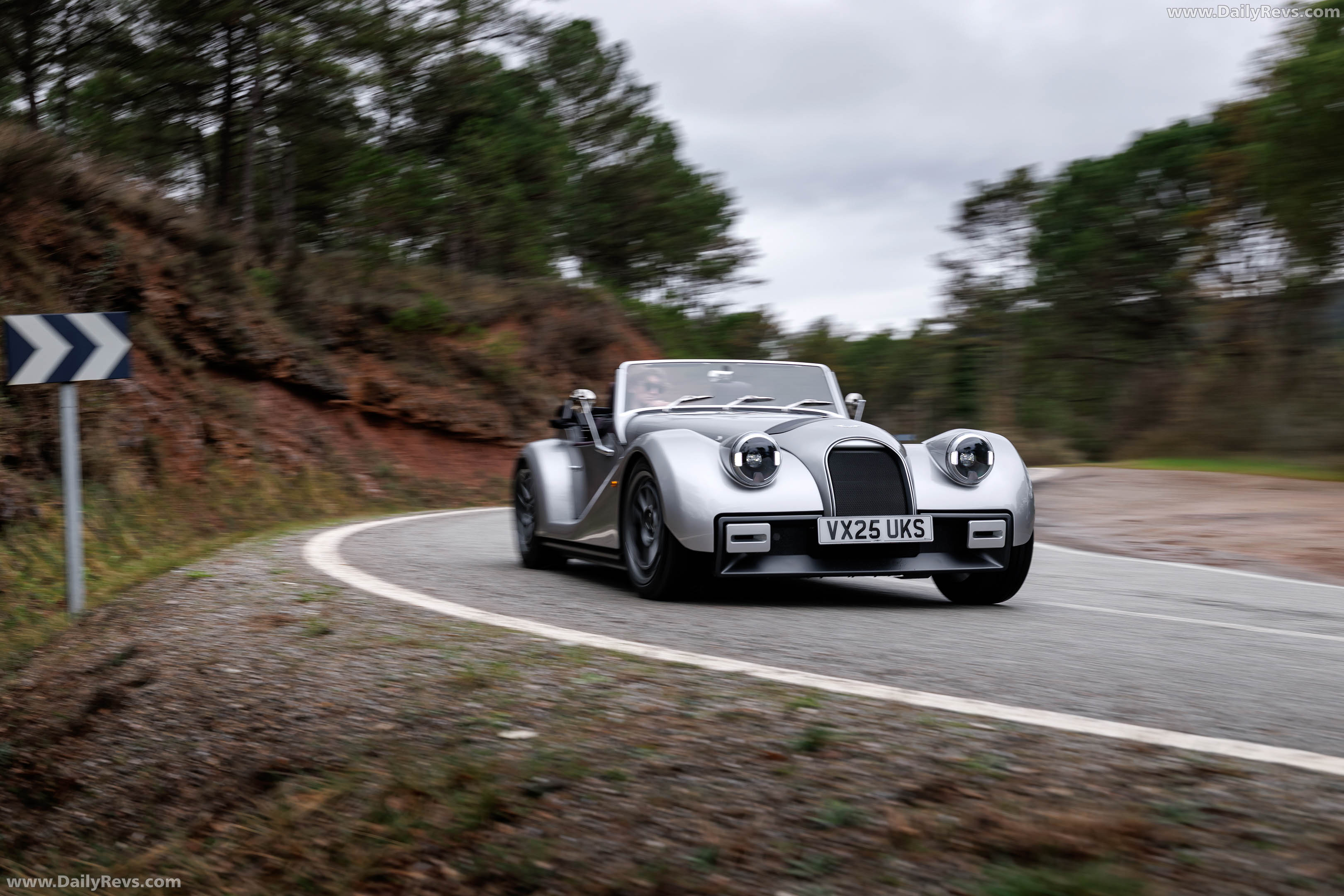 2026 Morgan Supersport GT Silver Front View