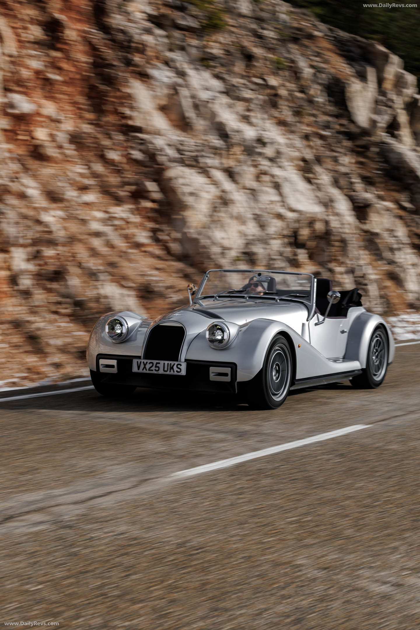 2026 Morgan Supersport GT Silver Front View