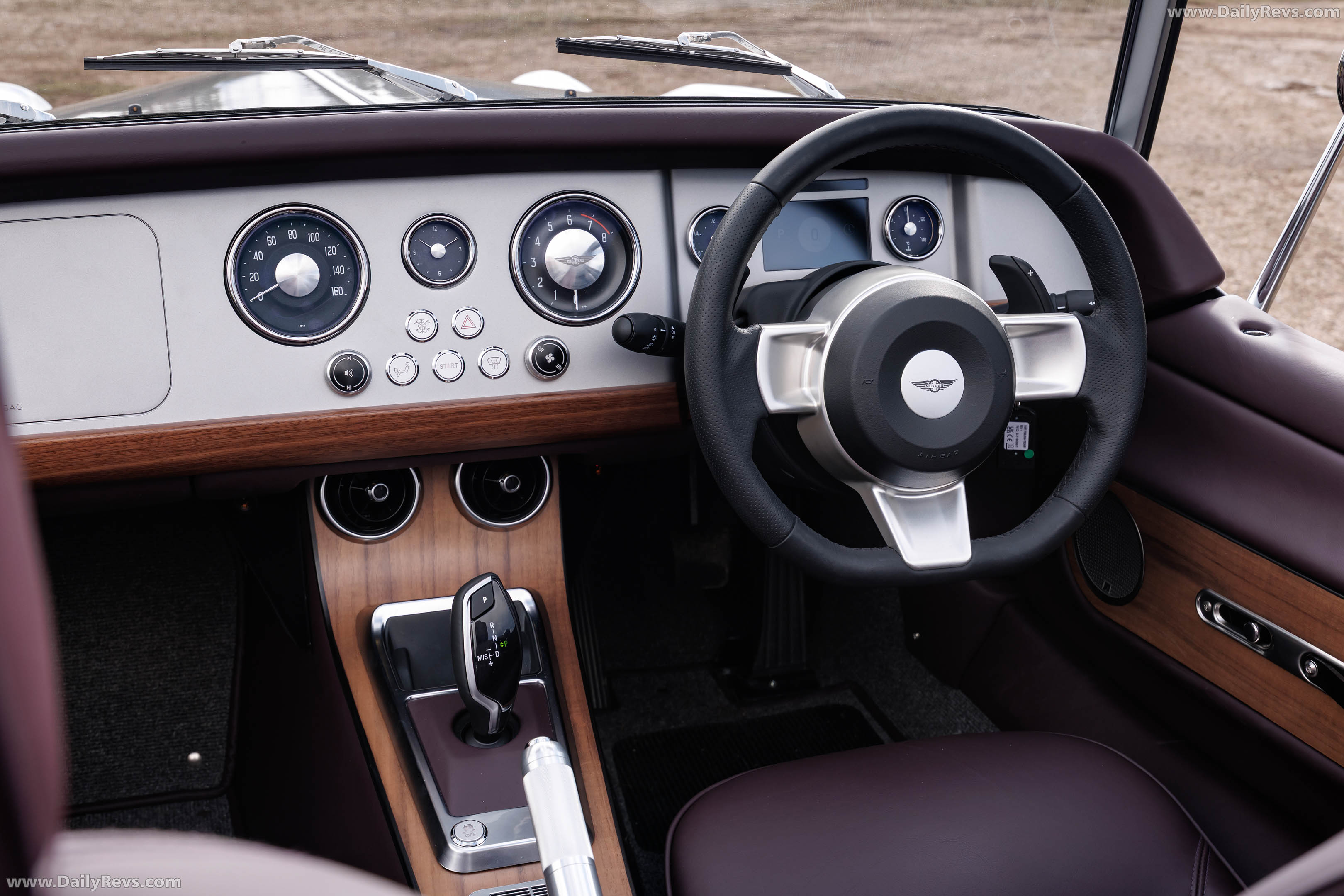 2026 Morgan Supersport GT Silver Interior