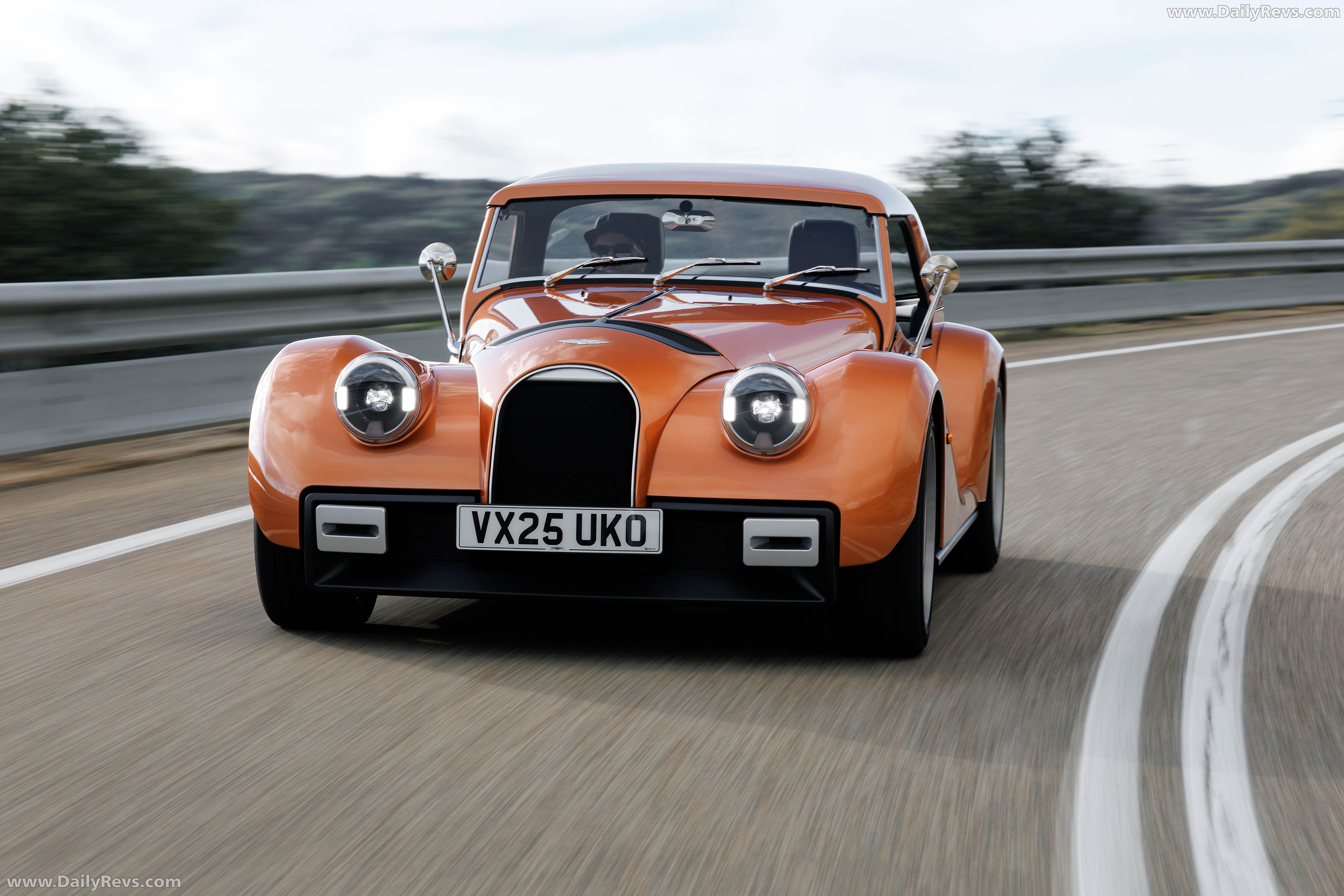 2026 Morgan Supersport Copper Metallic Front View