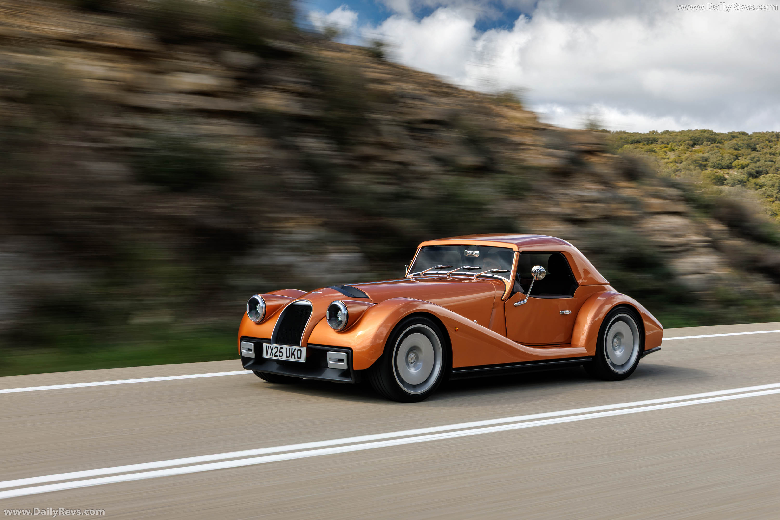 2026 Morgan Supersport Copper Metallic Front View