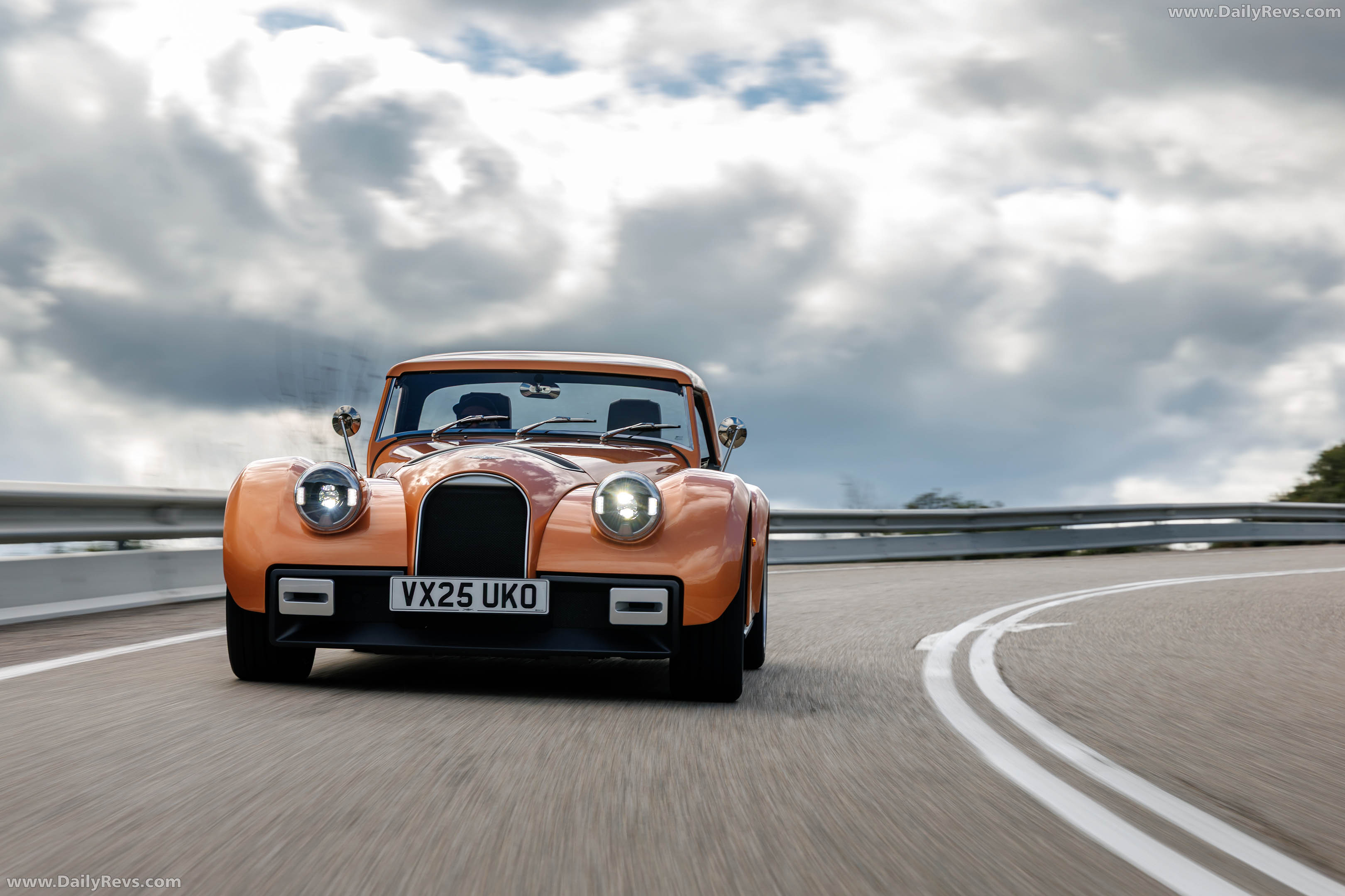 2026 Morgan Supersport Copper Metallic Front View