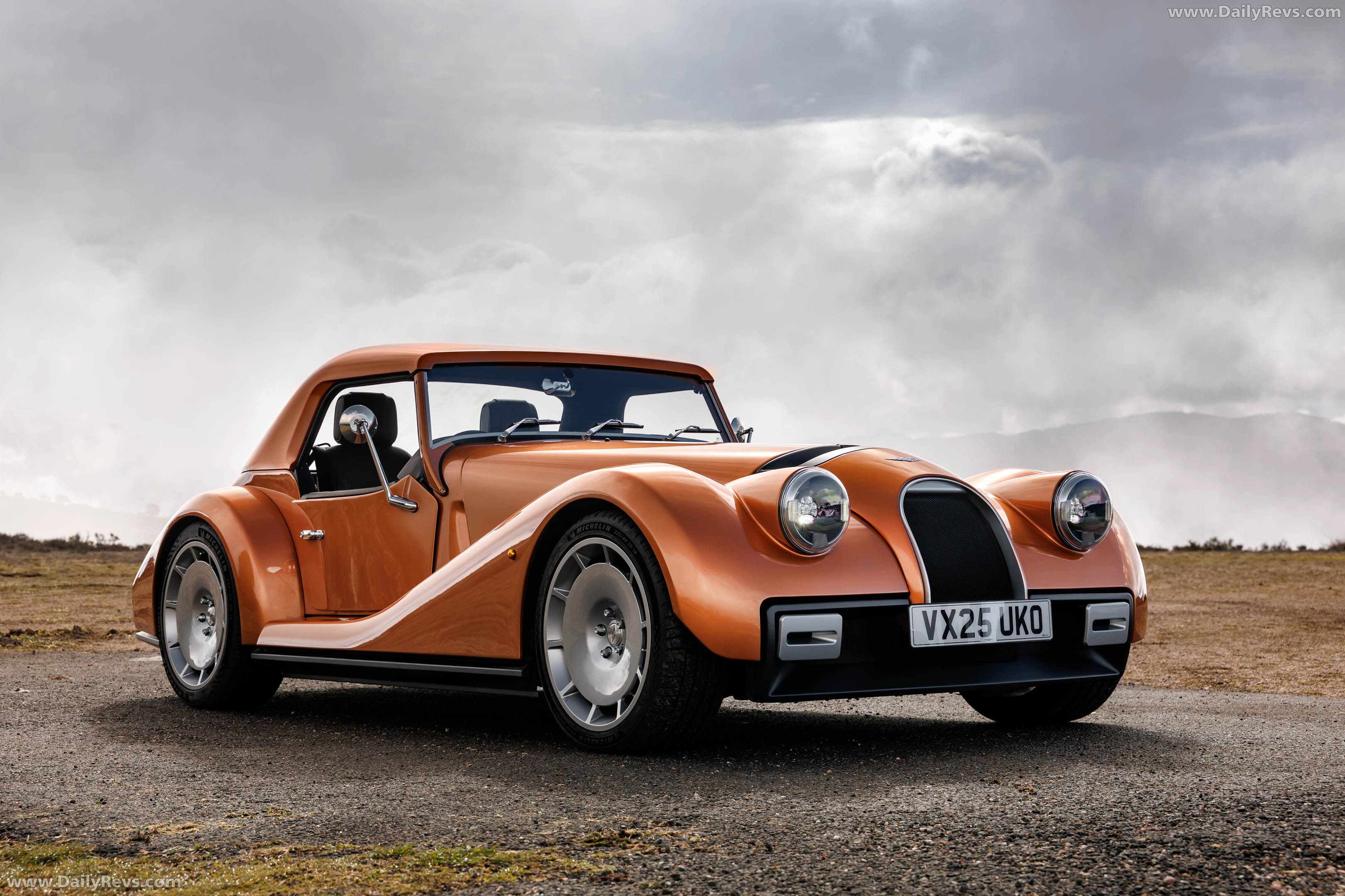 2026 Morgan Supersport Copper Metallic Front View