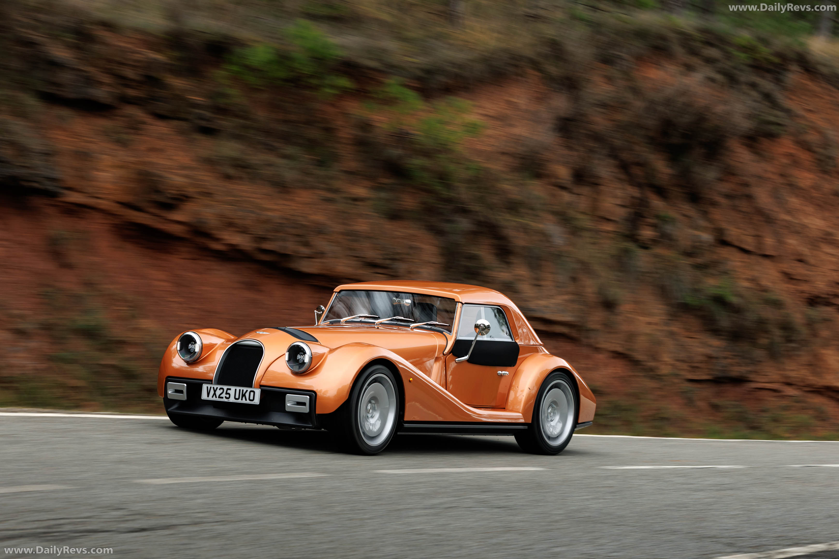 2026 Morgan Supersport Copper Metallic Front View
