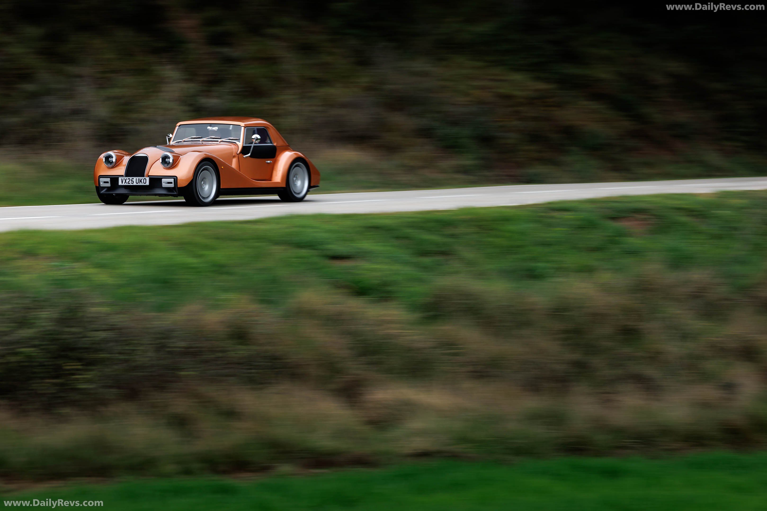 2026 Morgan Supersport Copper Metallic Front View