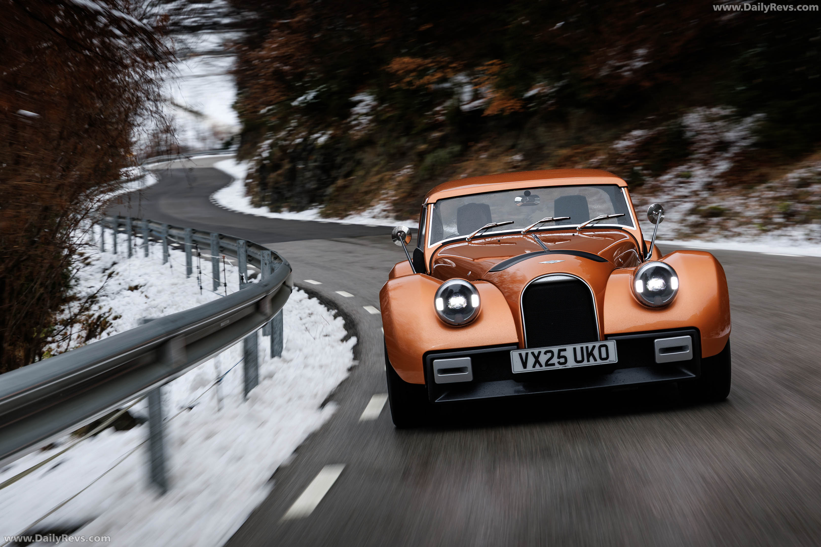 2026 Morgan Supersport Copper Metallic Front View
