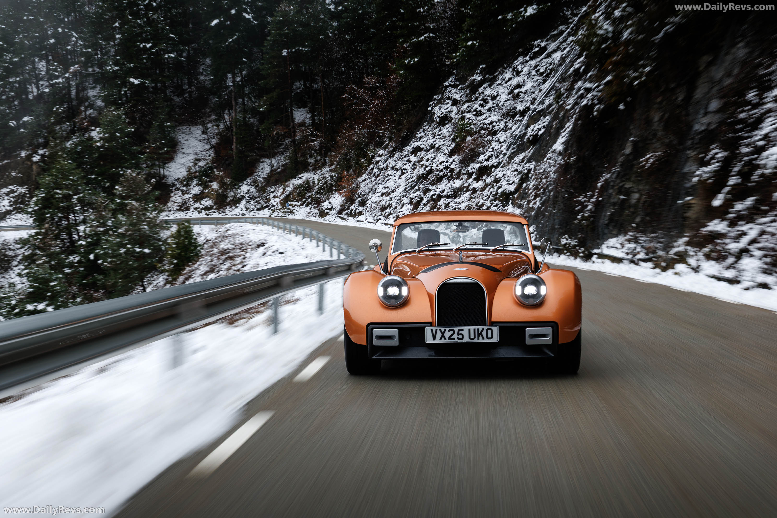 2026 Morgan Supersport Copper Metallic Front View