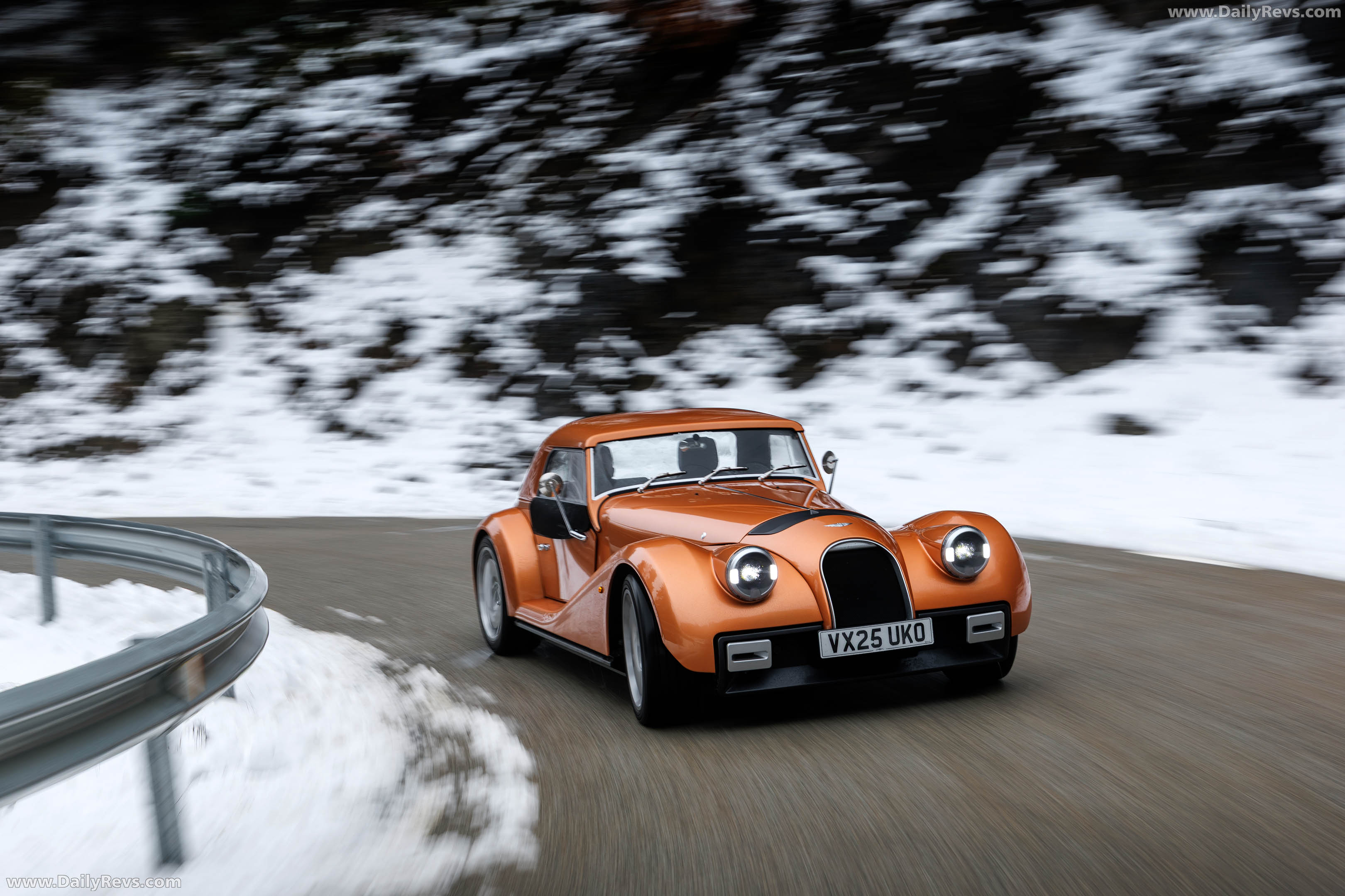 2026 Morgan Supersport Copper Metallic Front View