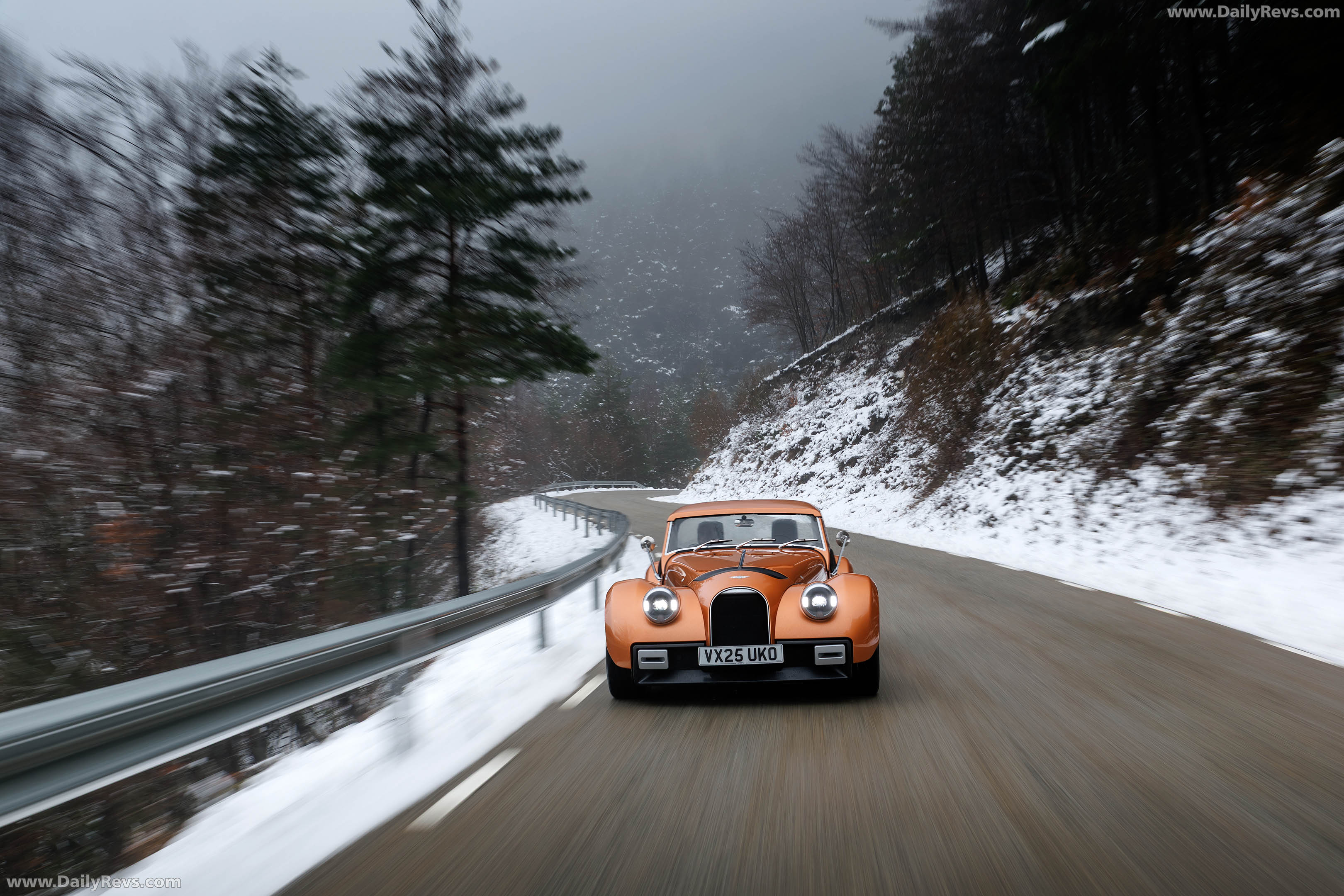 2026 Morgan Supersport Copper Metallic Front View