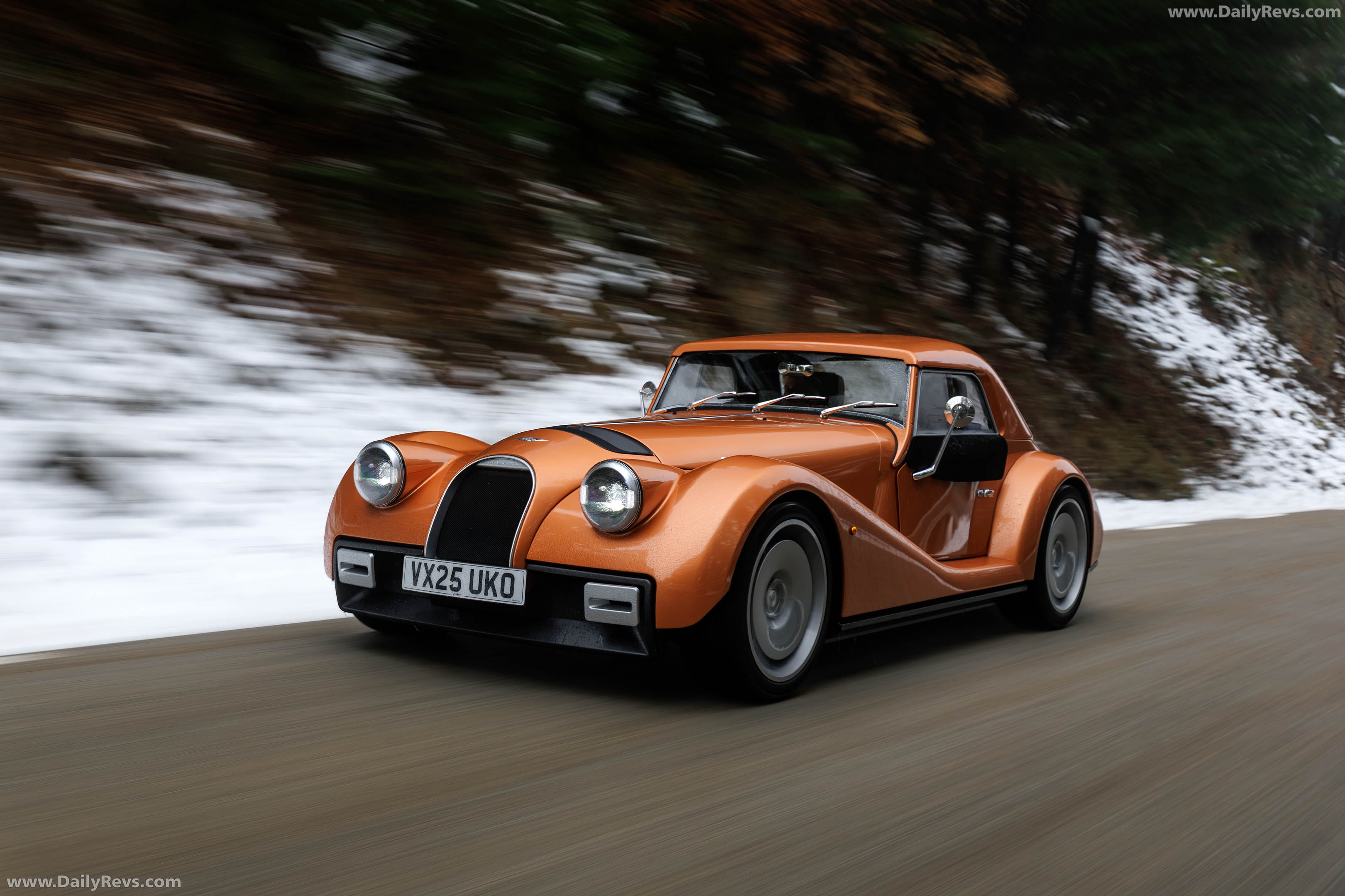 2026 Morgan Supersport Copper Metallic Front View