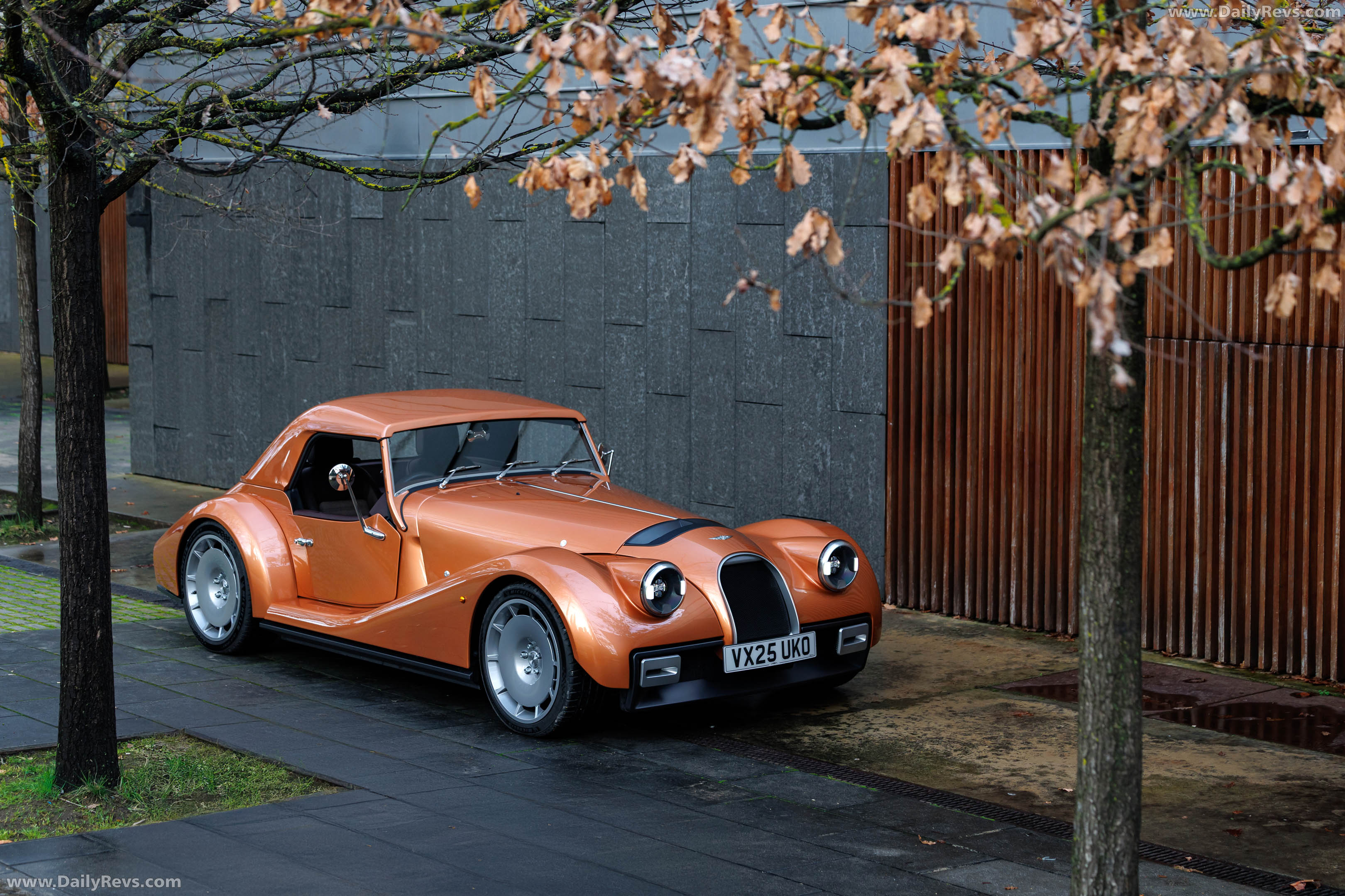 2026 Morgan Supersport Copper Metallic Front View
