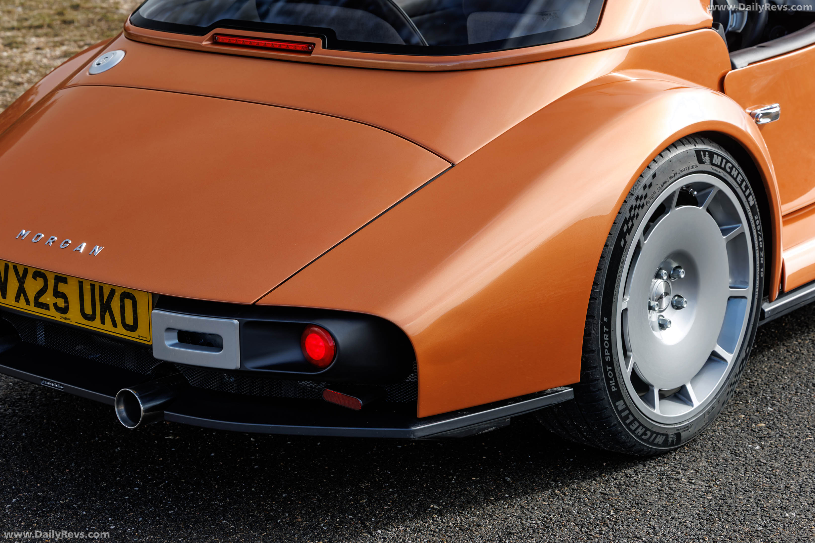 2026 Morgan Supersport Copper Metallic Exterior