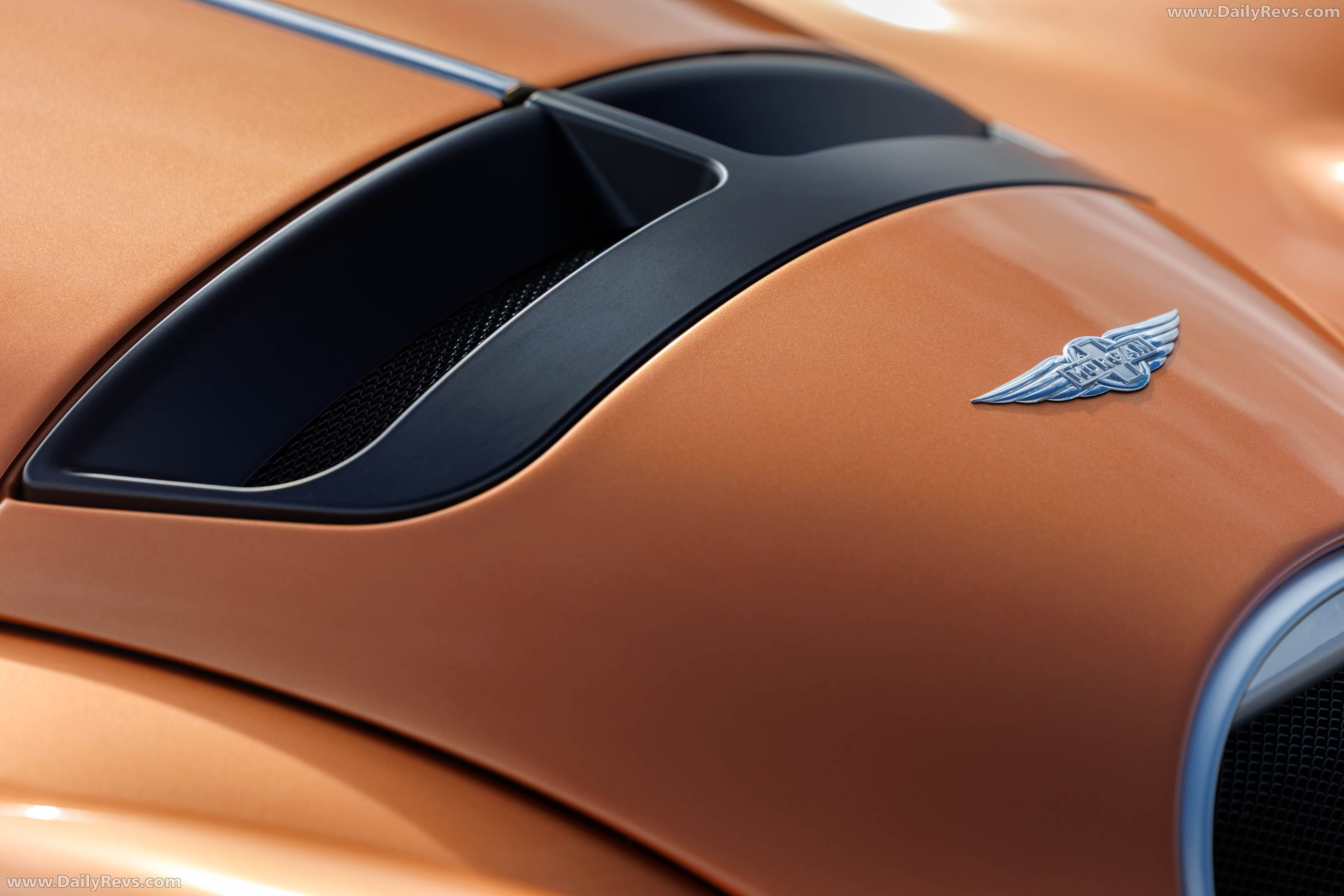 2026 Morgan Supersport Copper Metallic Exterior