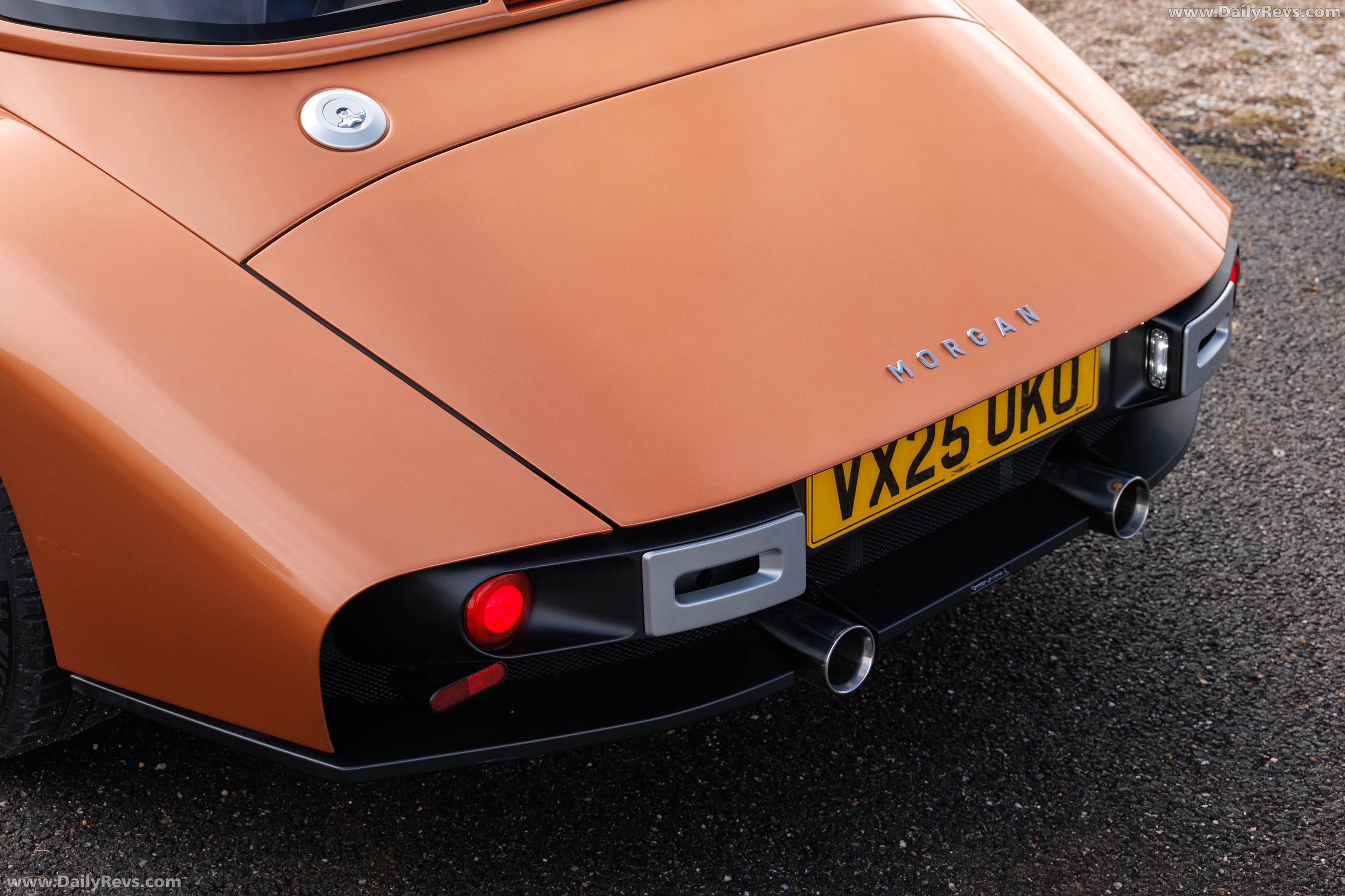 2026 Morgan Supersport Copper Metallic Exterior