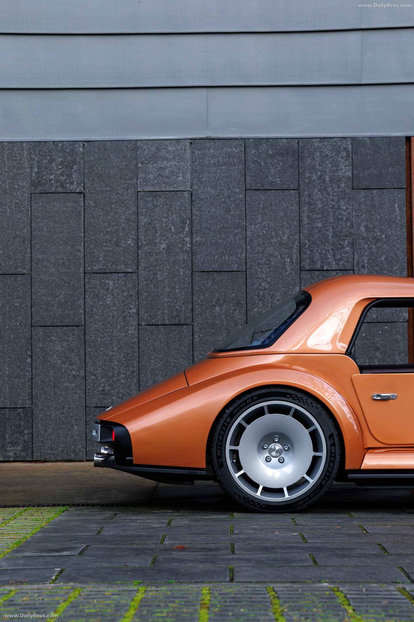 2026 Morgan Supersport Copper Metallic Exterior
