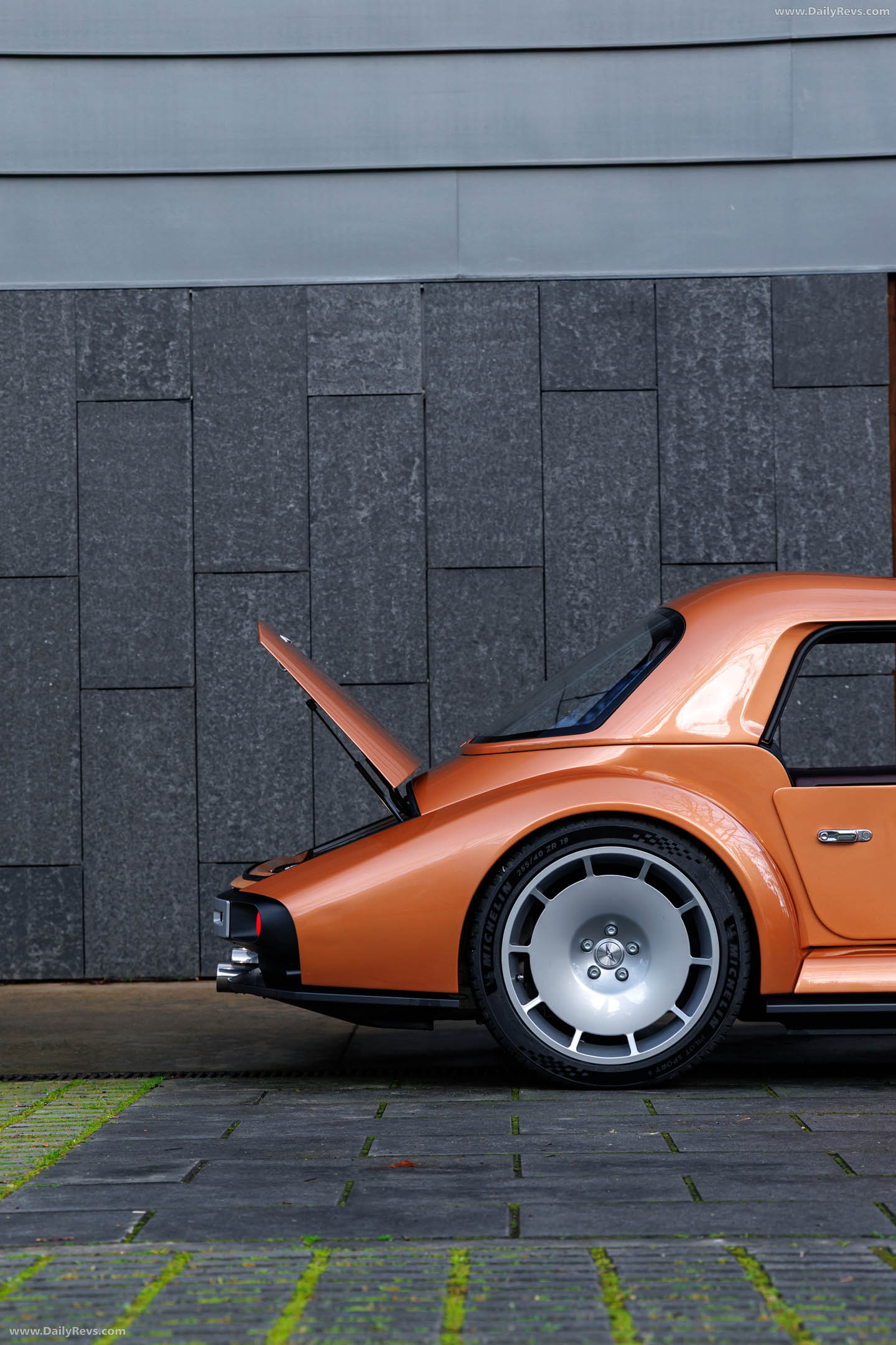 2026 Morgan Supersport Copper Metallic Exterior