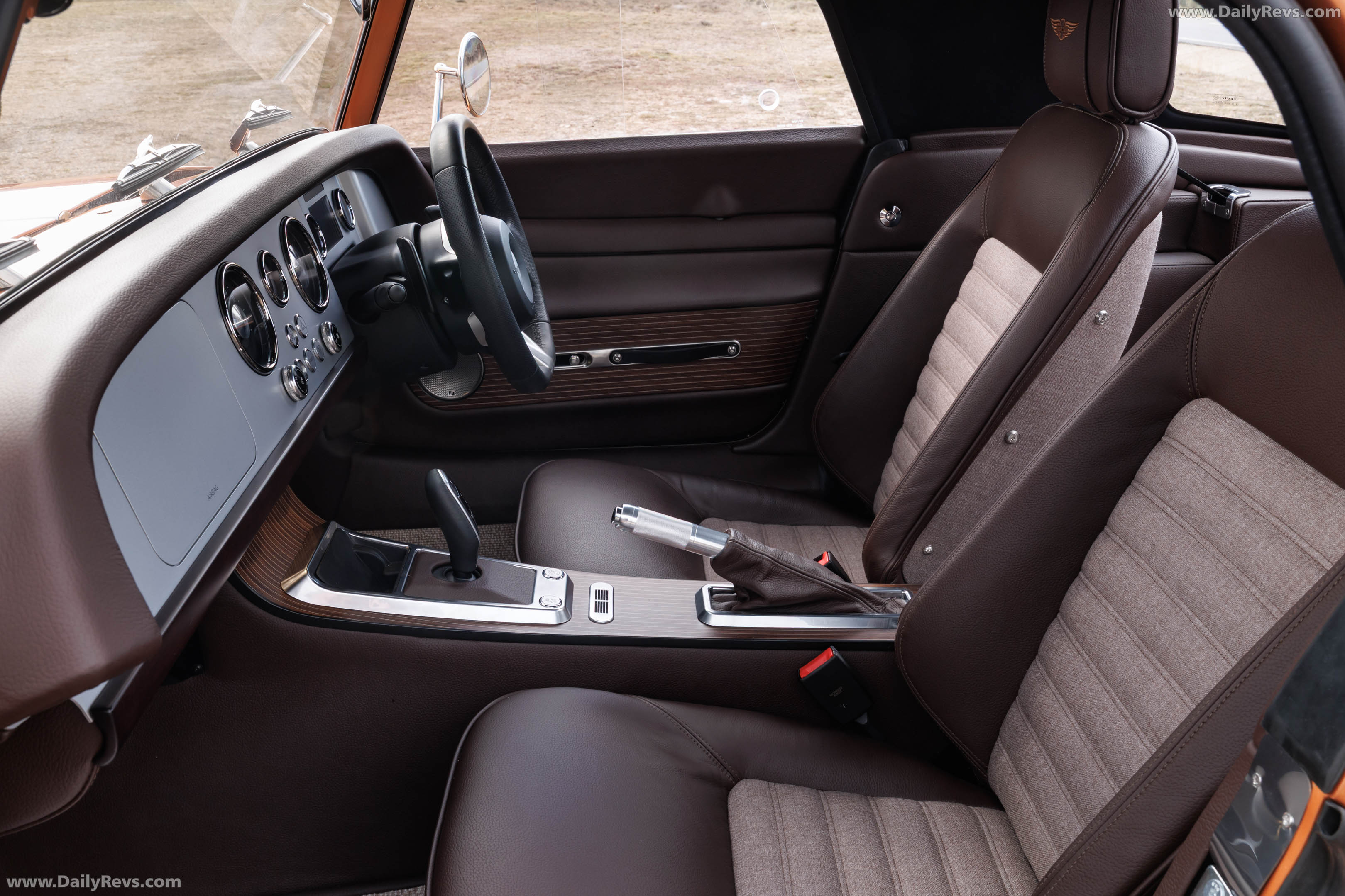 2026 Morgan Supersport Copper Metallic Interior