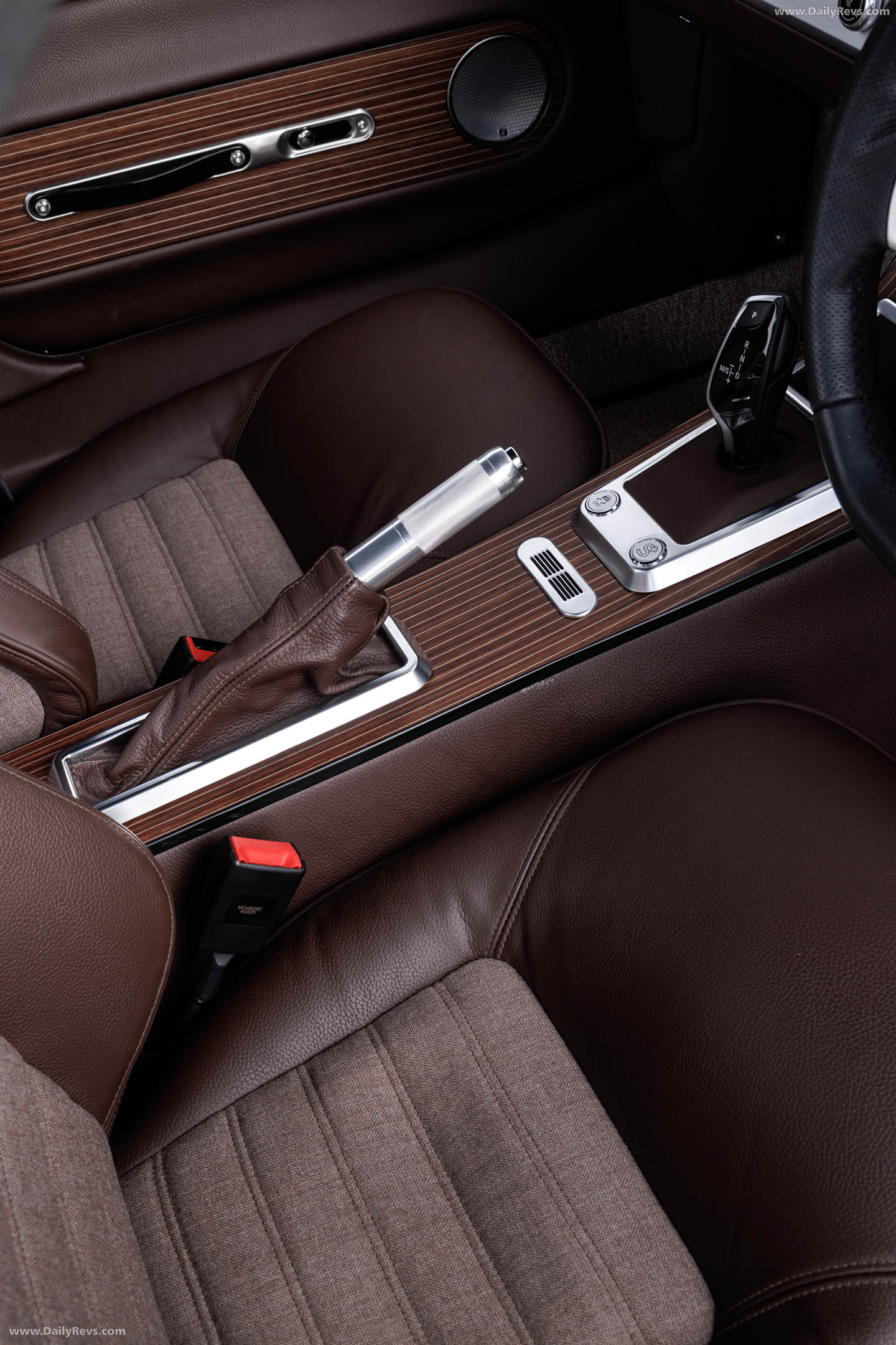 2026 Morgan Supersport Copper Metallic Interior