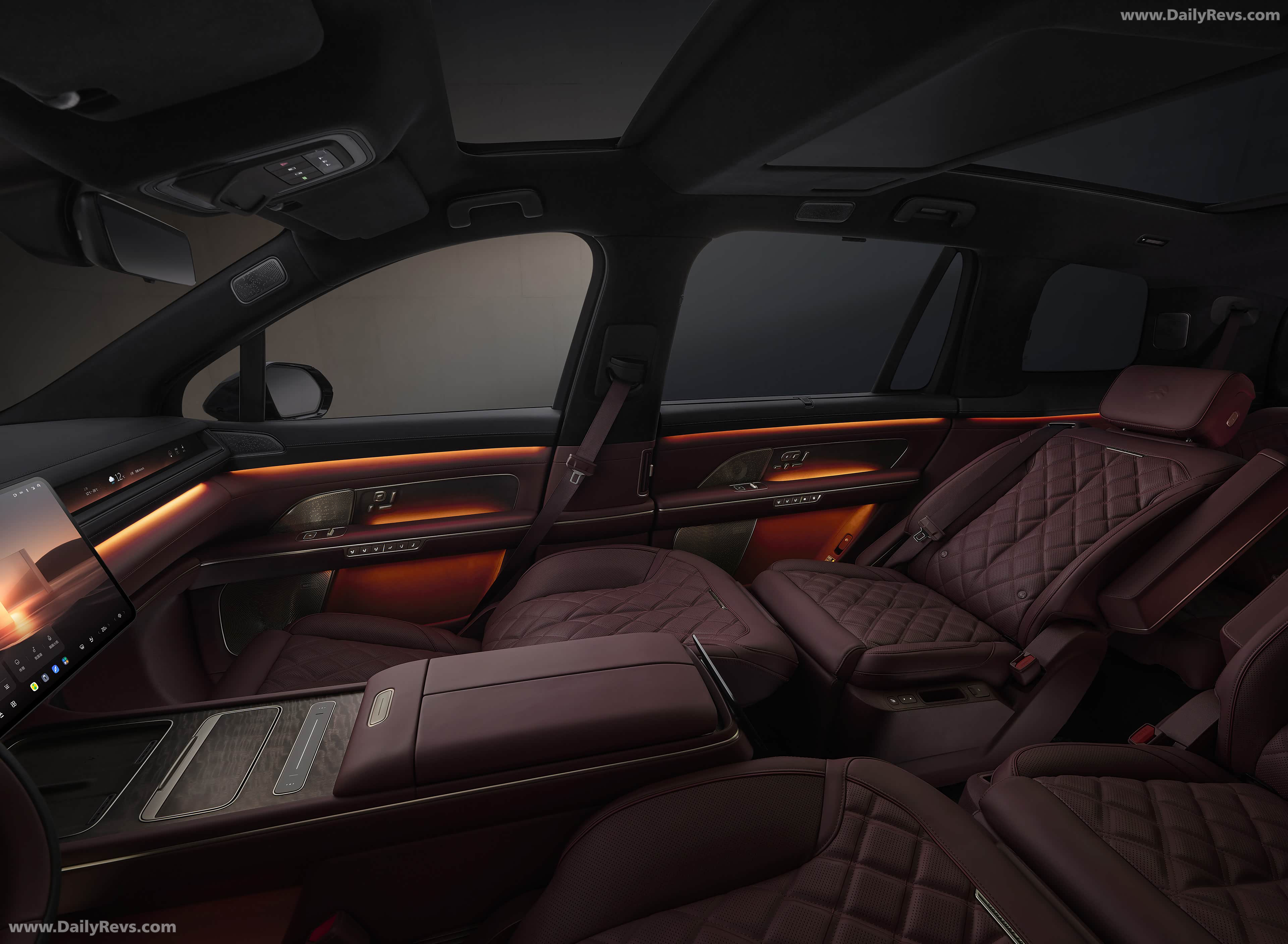 2026 NIO ES8 Interior