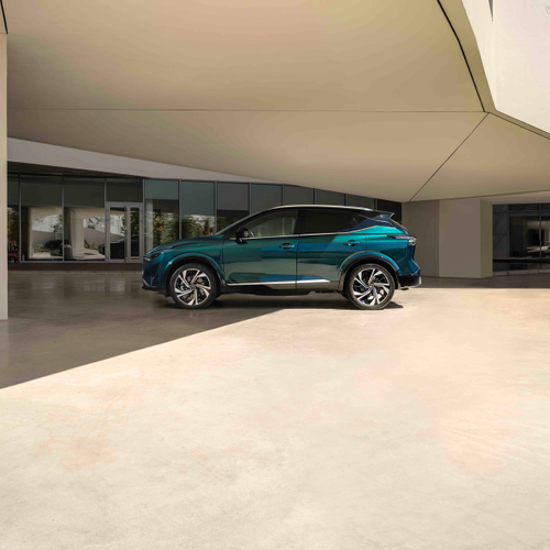 2025 Nissan Qashqai European Version Side View