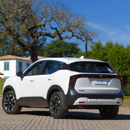 2025 Nissan Kicks Sense Rear View