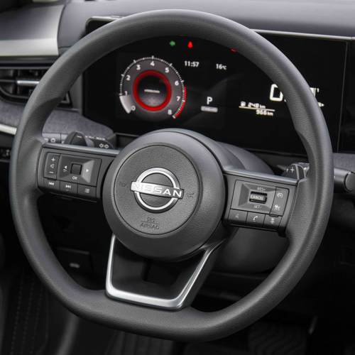 2025 Nissan Kicks Sense Interior