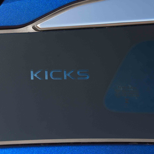2025 Nissan Kicks Exclusive Exterior