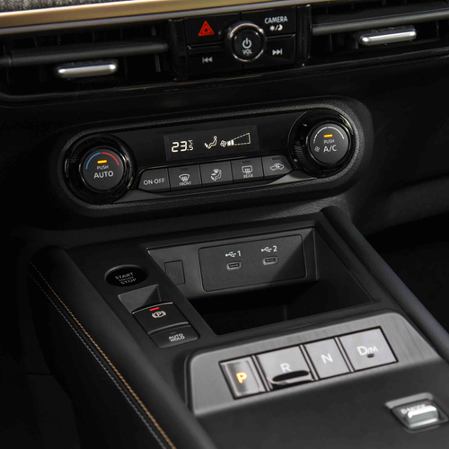 2025 Nissan Kicks Exclusive Interior