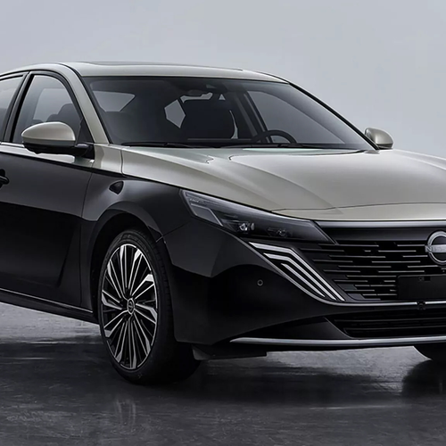2025  2026 Nissan Teana Front View