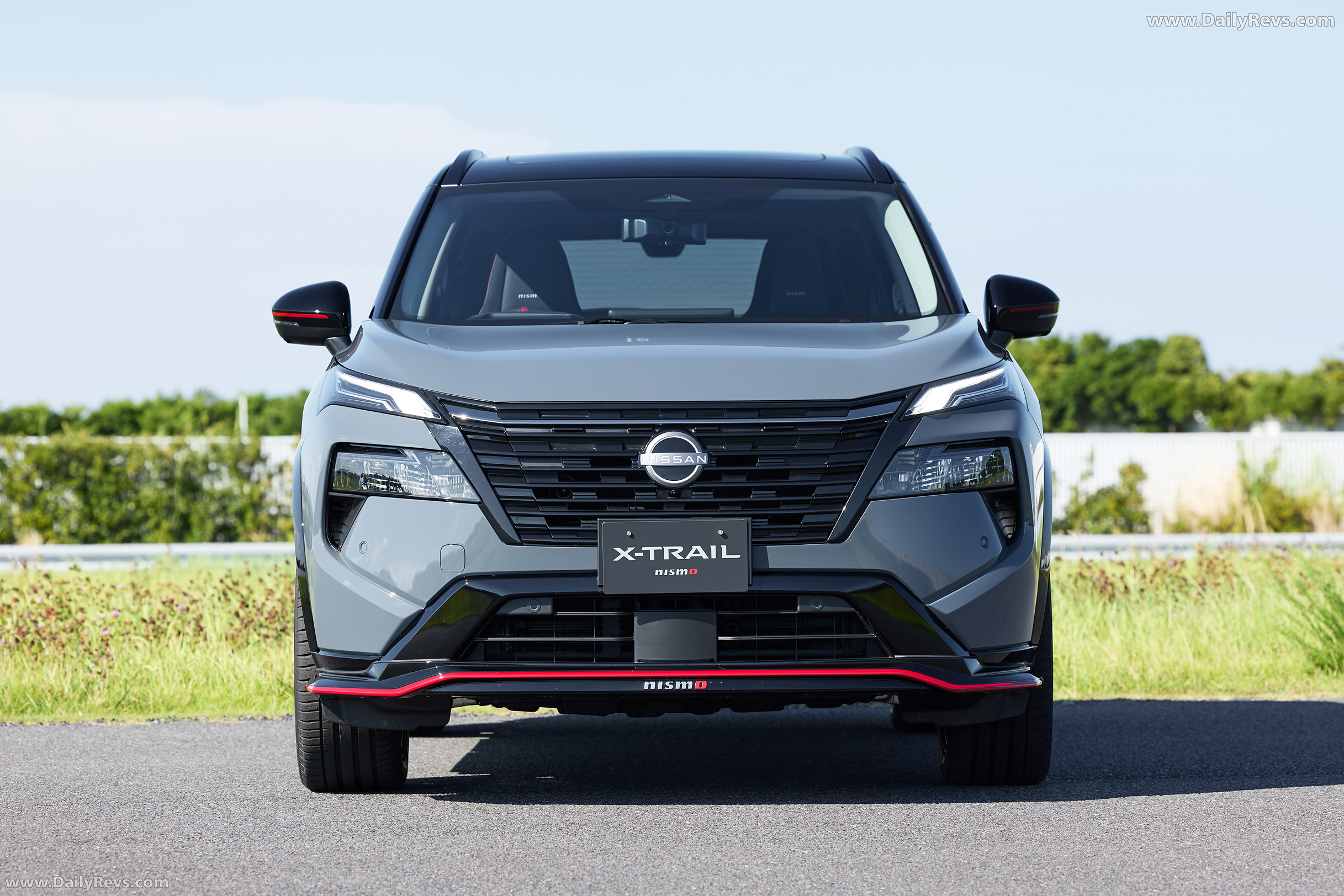 2025 Nissan X-Trail NISMO Front View