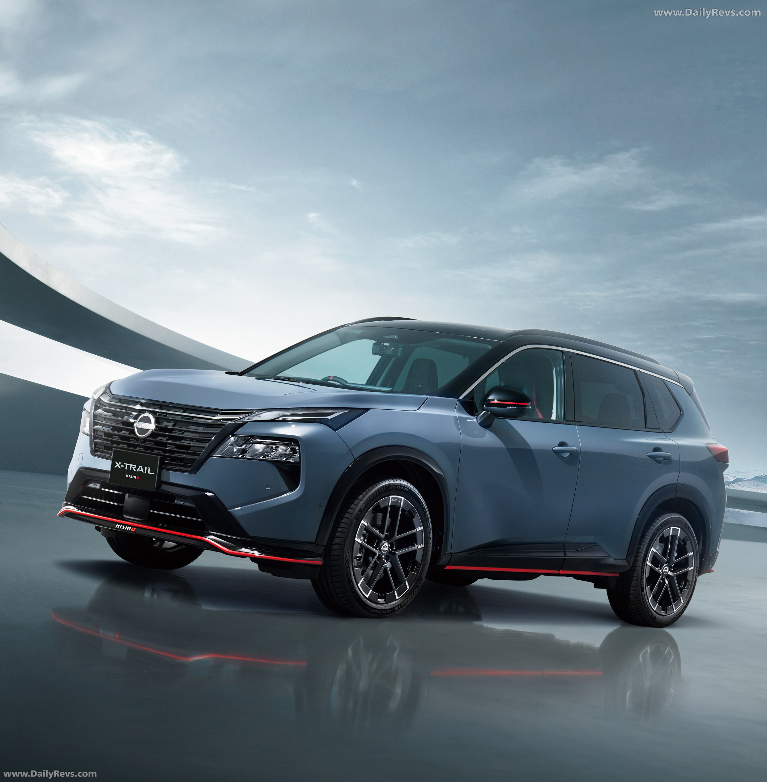 2025 Nissan X-Trail NISMO Front View
