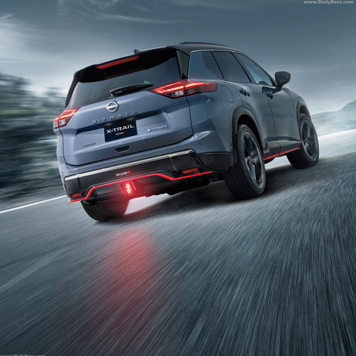 2025 Nissan X-Trail NISMO Rear View