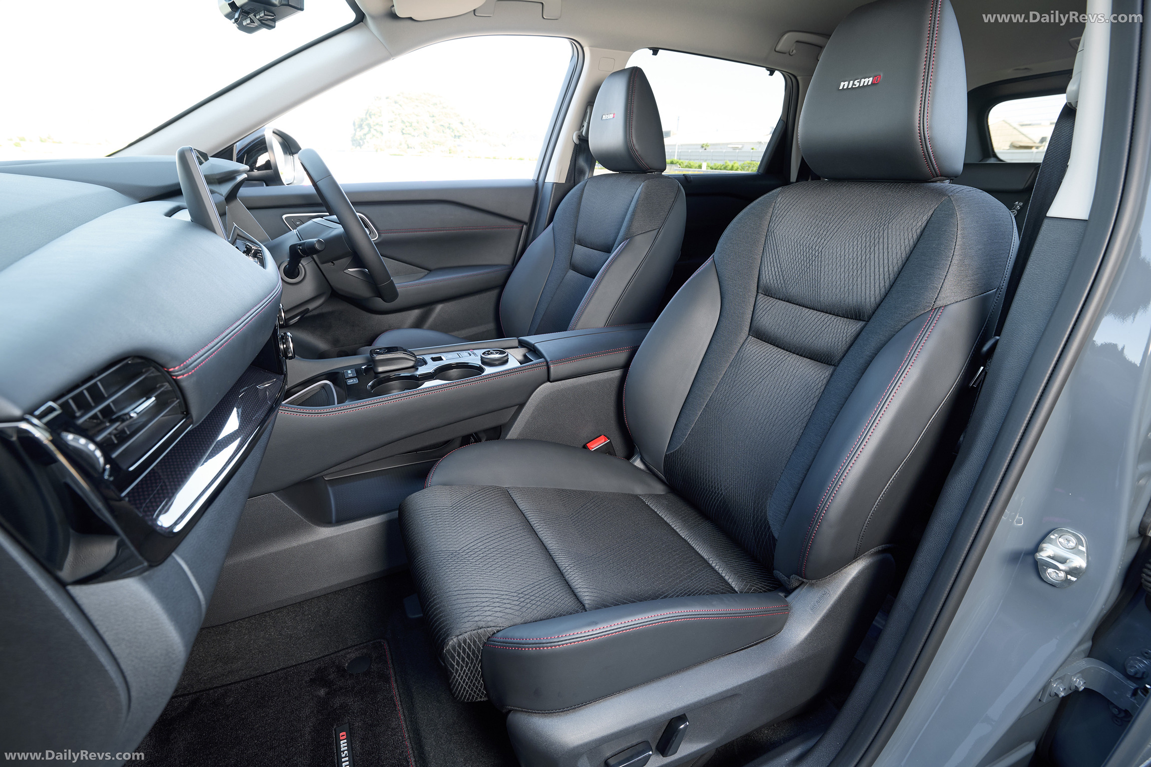 2025 Nissan X-Trail NISMO Interior