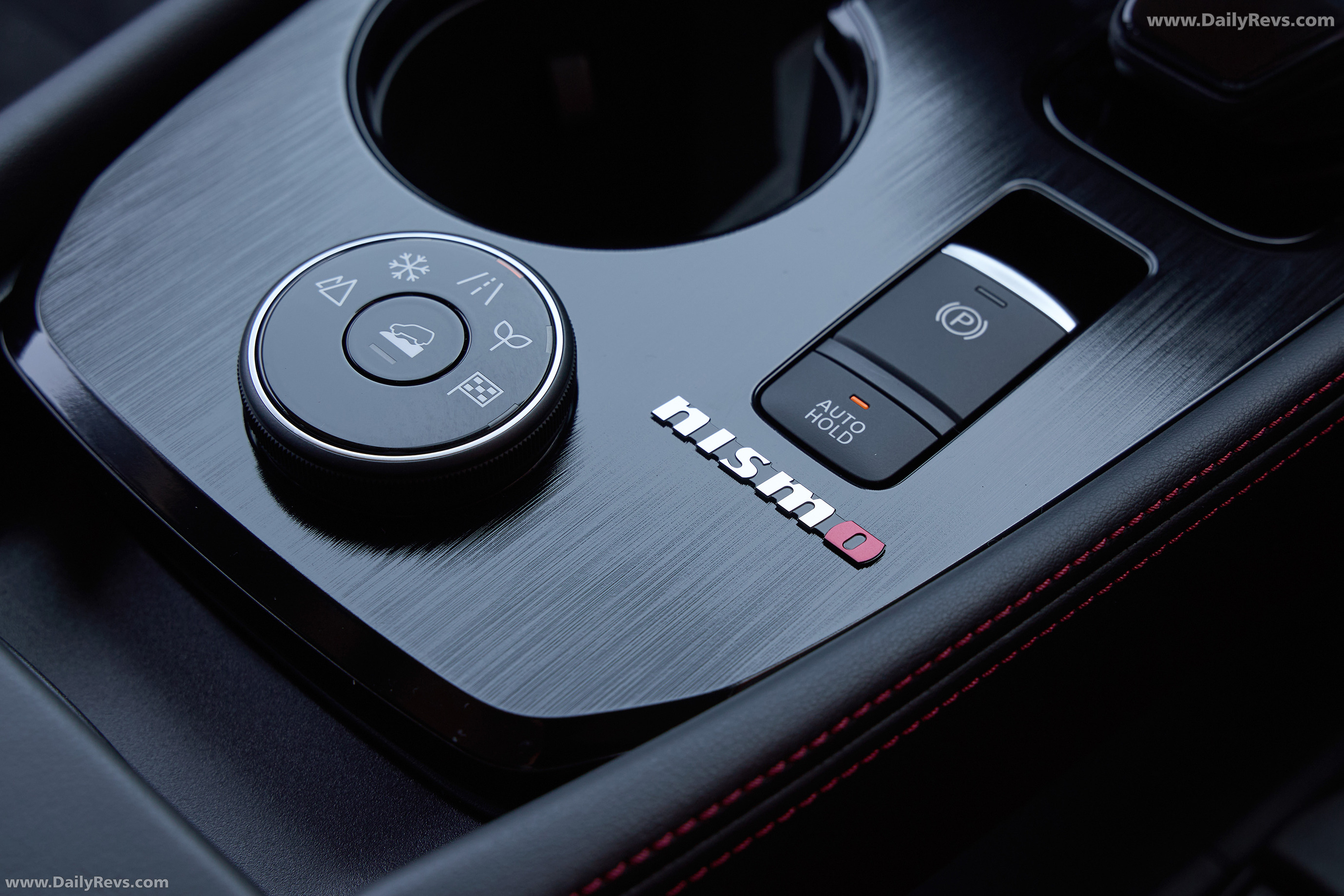 2025 Nissan X-Trail NISMO Interior