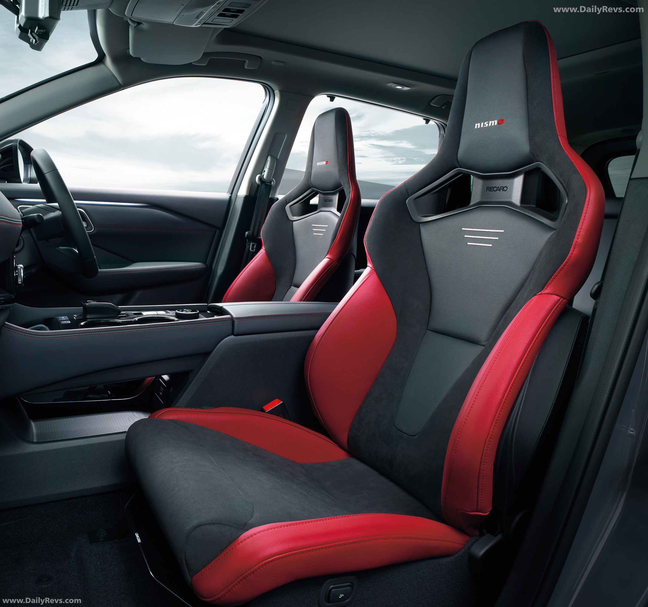 2025 Nissan X-Trail NISMO Interior