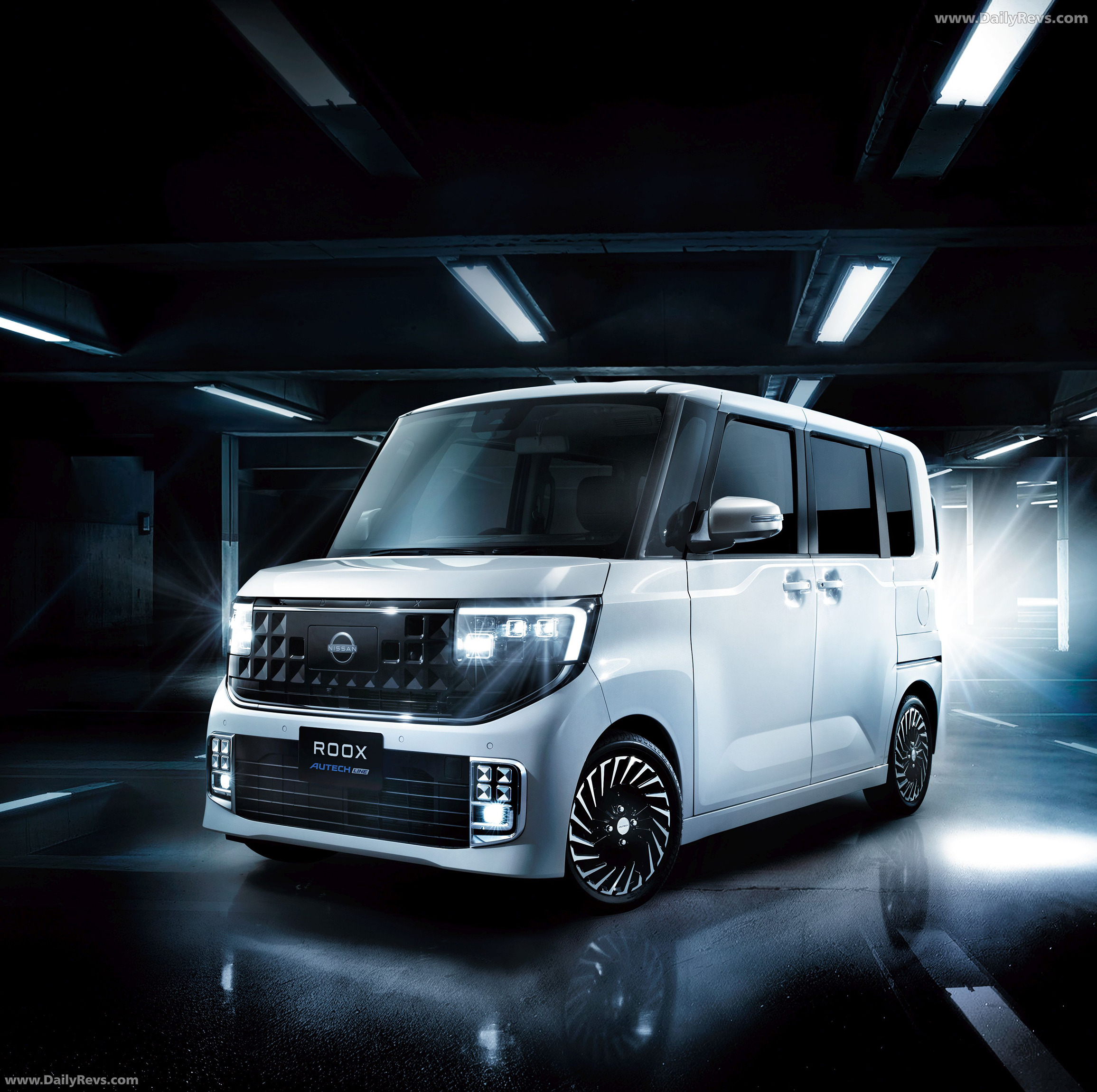 2026 Nissan Roox Front View