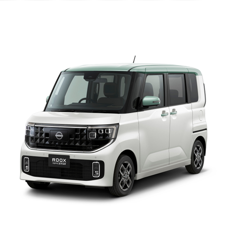 2026 Nissan Roox Front View