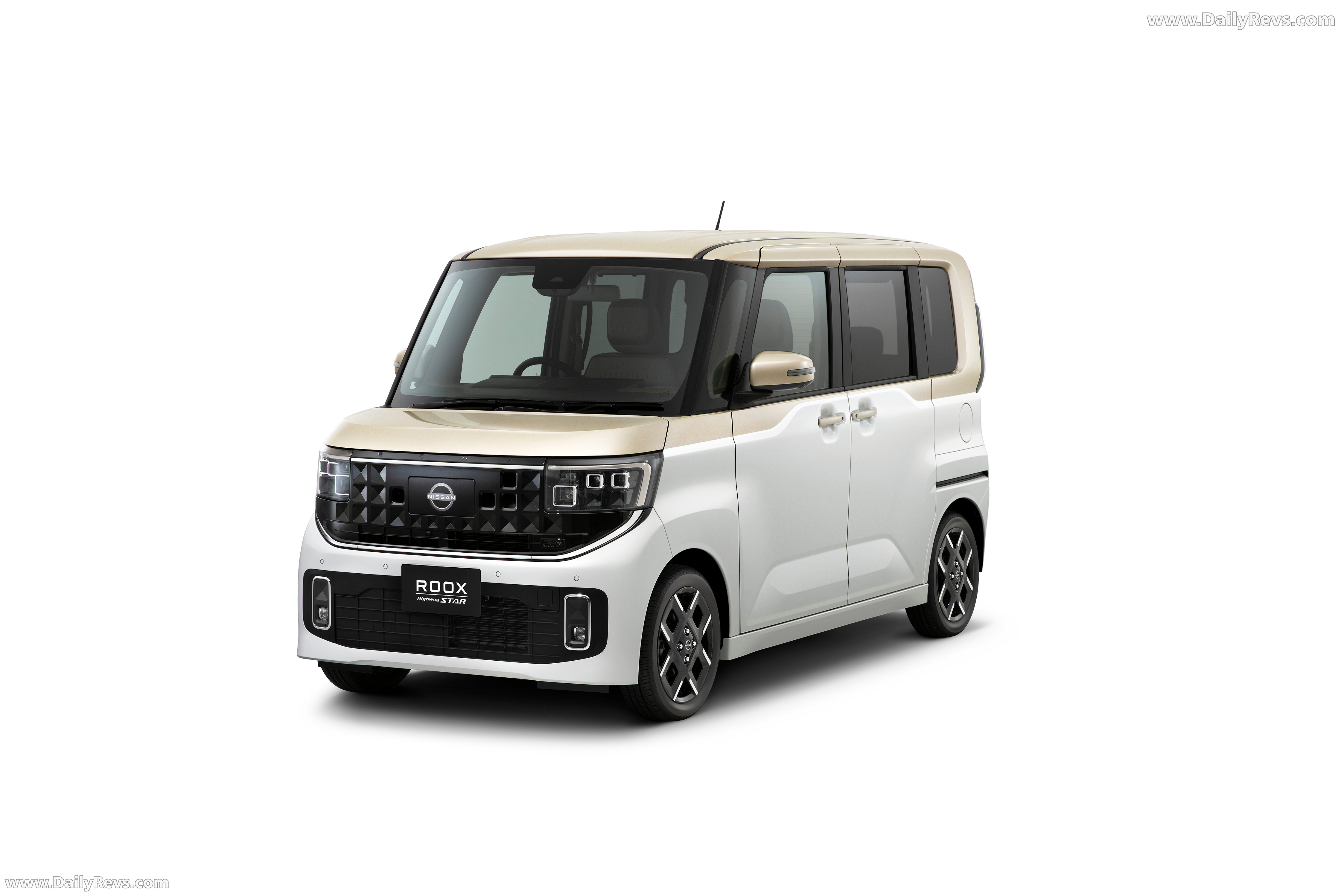 2026 Nissan Roox Front View