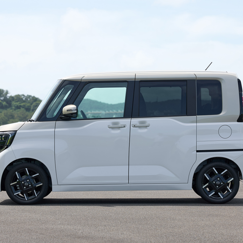 2026 Nissan Roox Side View