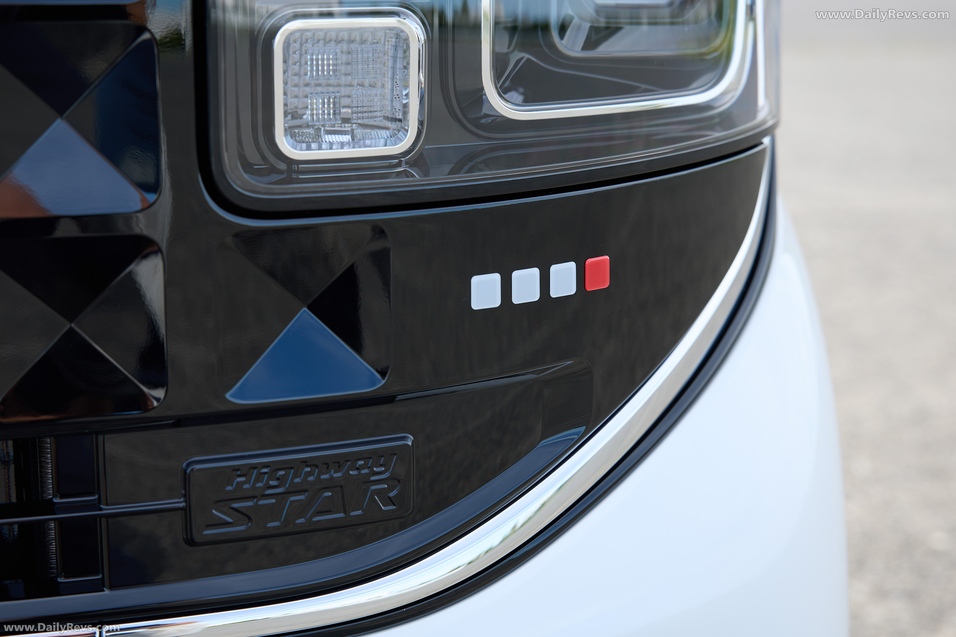 2026 Nissan Roox Exterior
