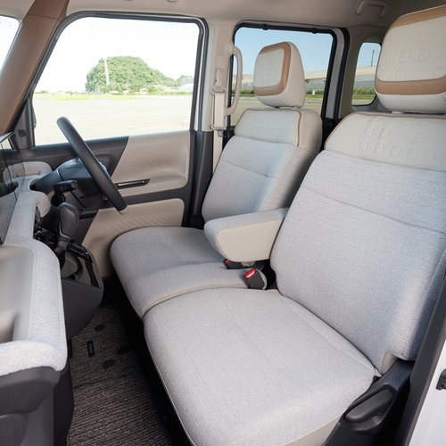 2026 Nissan Roox Interior