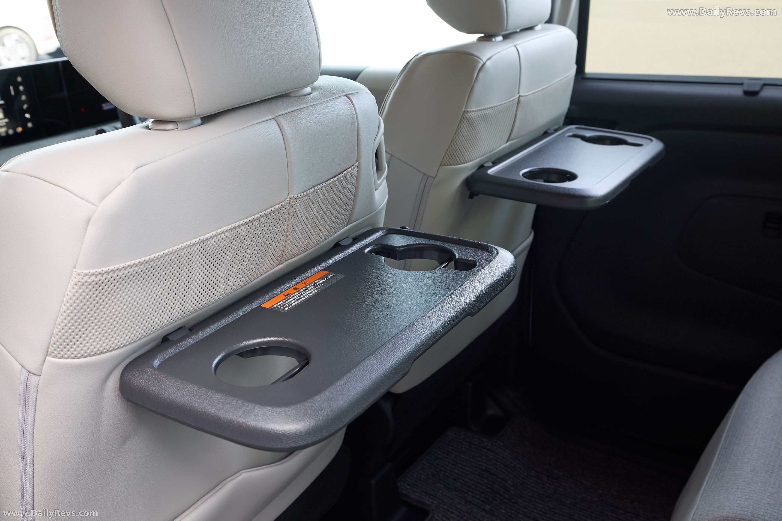 2026 Nissan Roox Interior