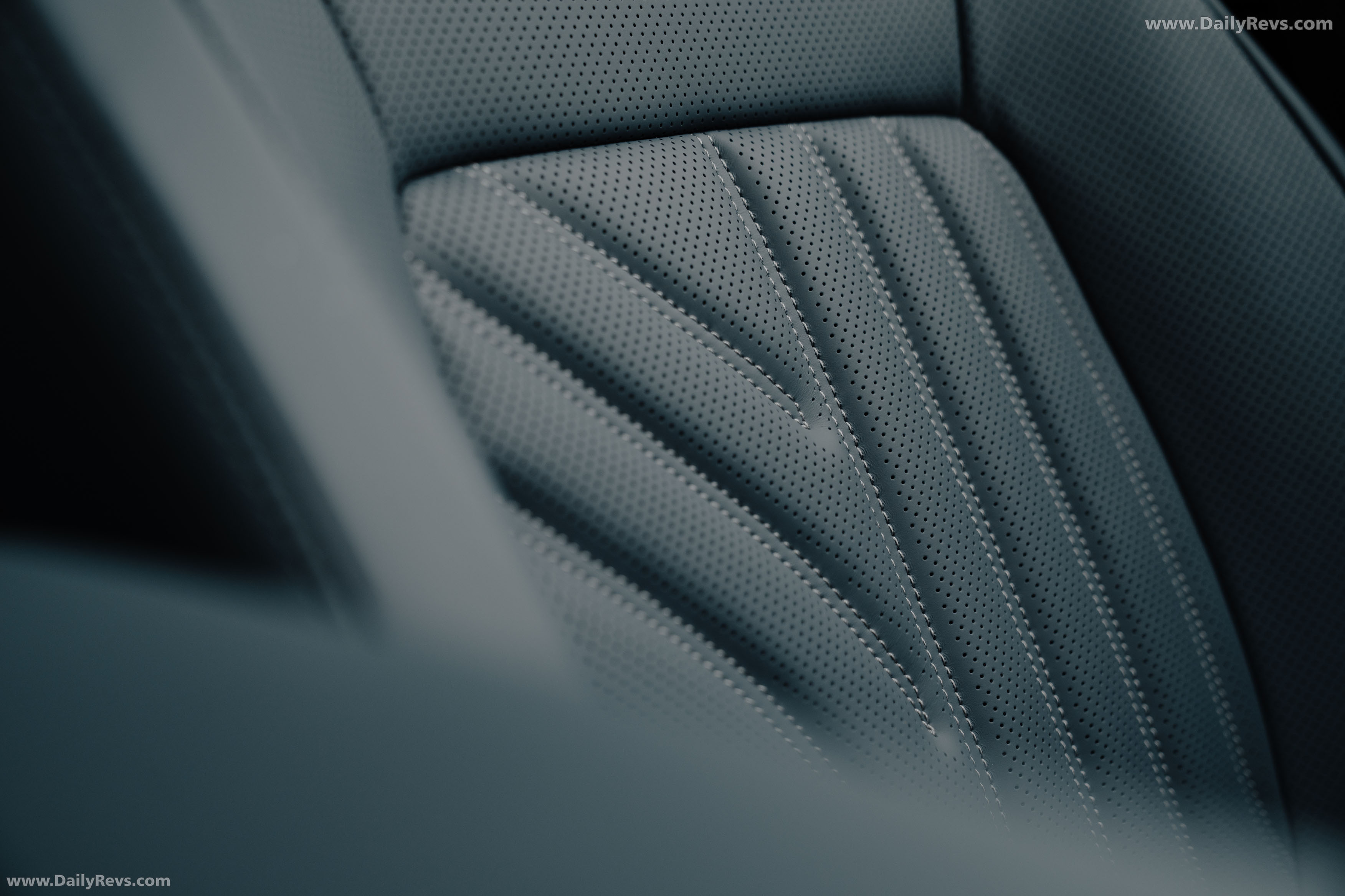 2025 Nissan Ariya Evolve Interior
