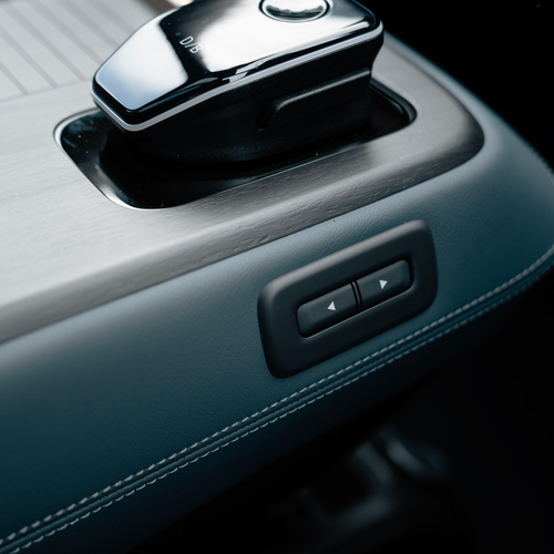 2025 Nissan Ariya Evolve Interior