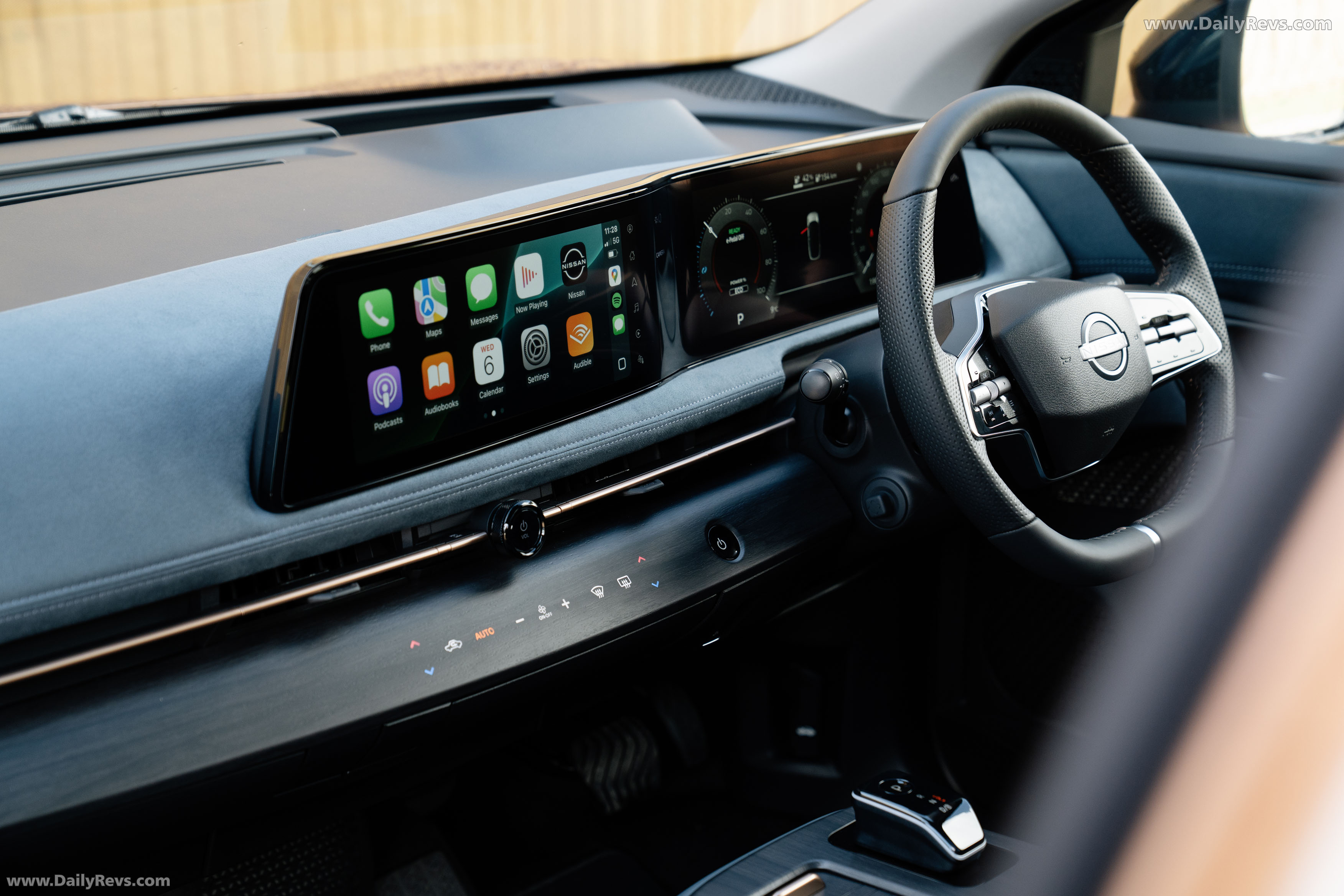 2025 Nissan Ariya Evolve Interior