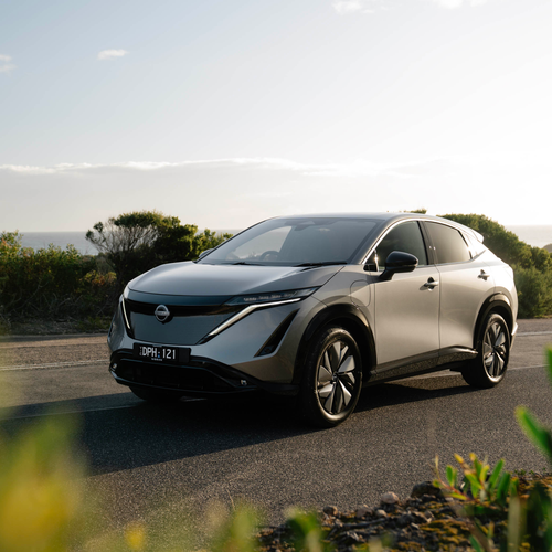 2025  2025 Nissan Ariya Advance Plus Front View