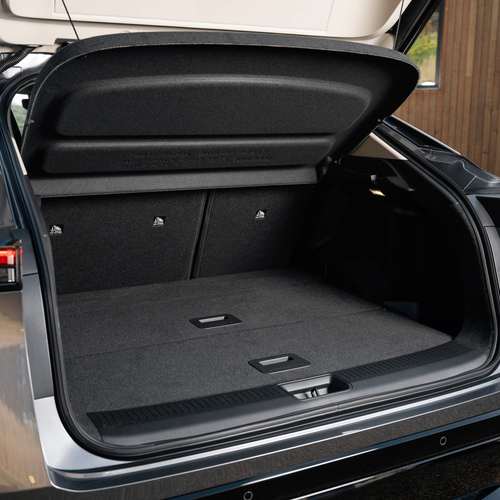 2025  2025 Nissan Ariya Advance Plus Interior
