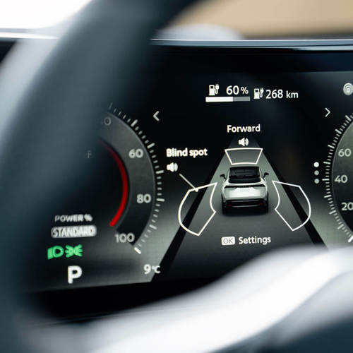 2025  2025 Nissan Ariya Advance Plus Interior
