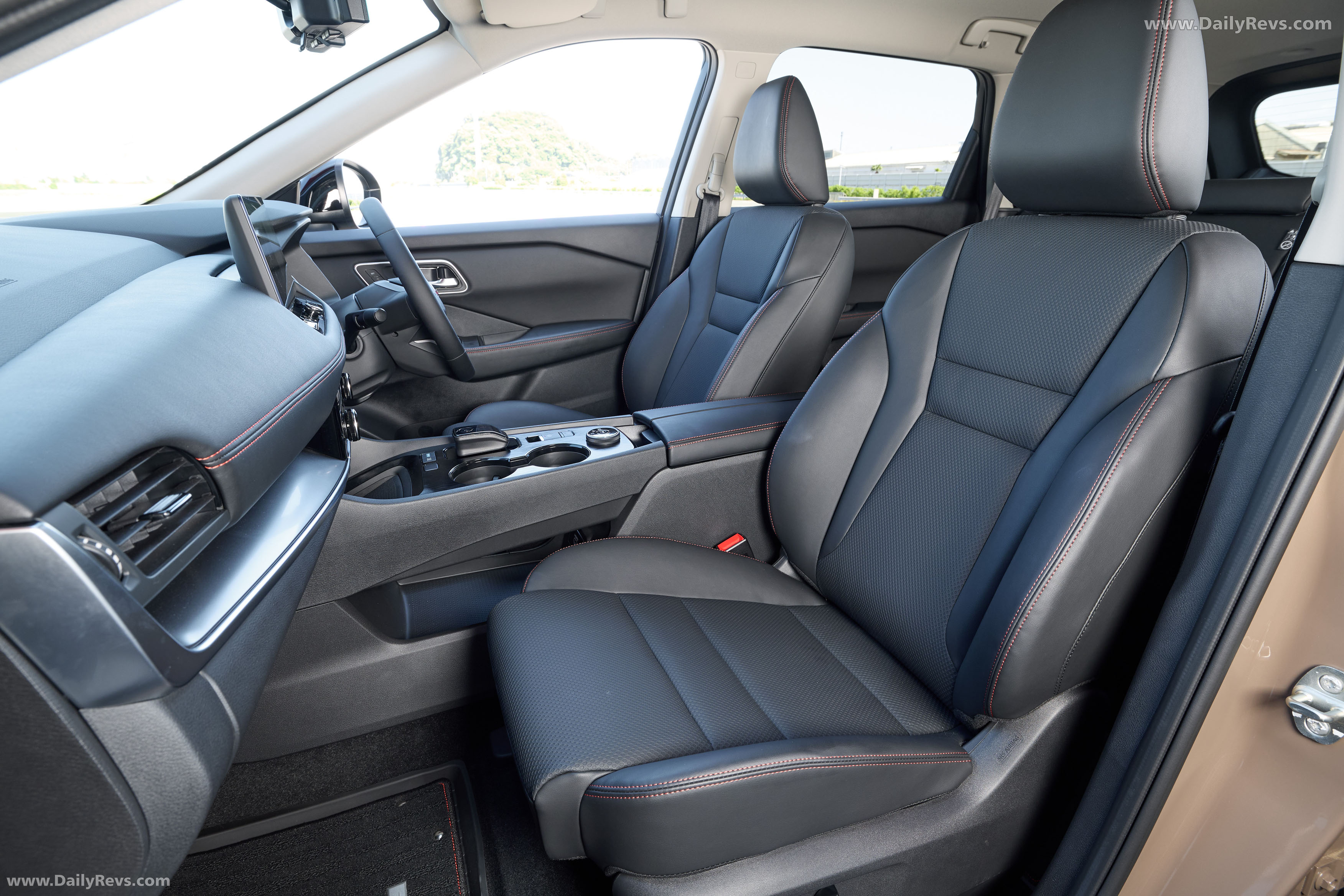 2025 Nissan X-Trail Rock Creek Interior