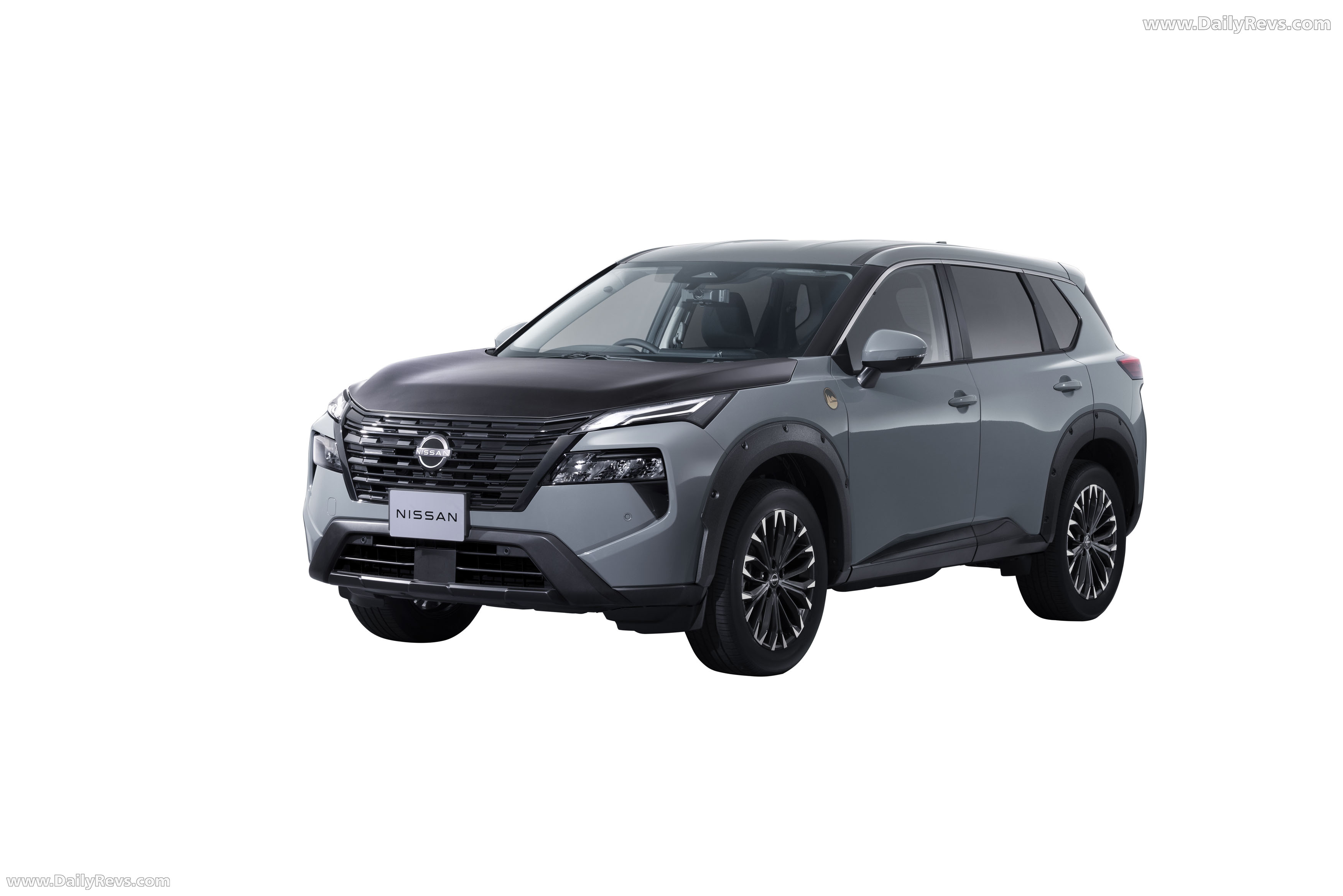 2025 Nissan X-Trail Sotoasobi Front View